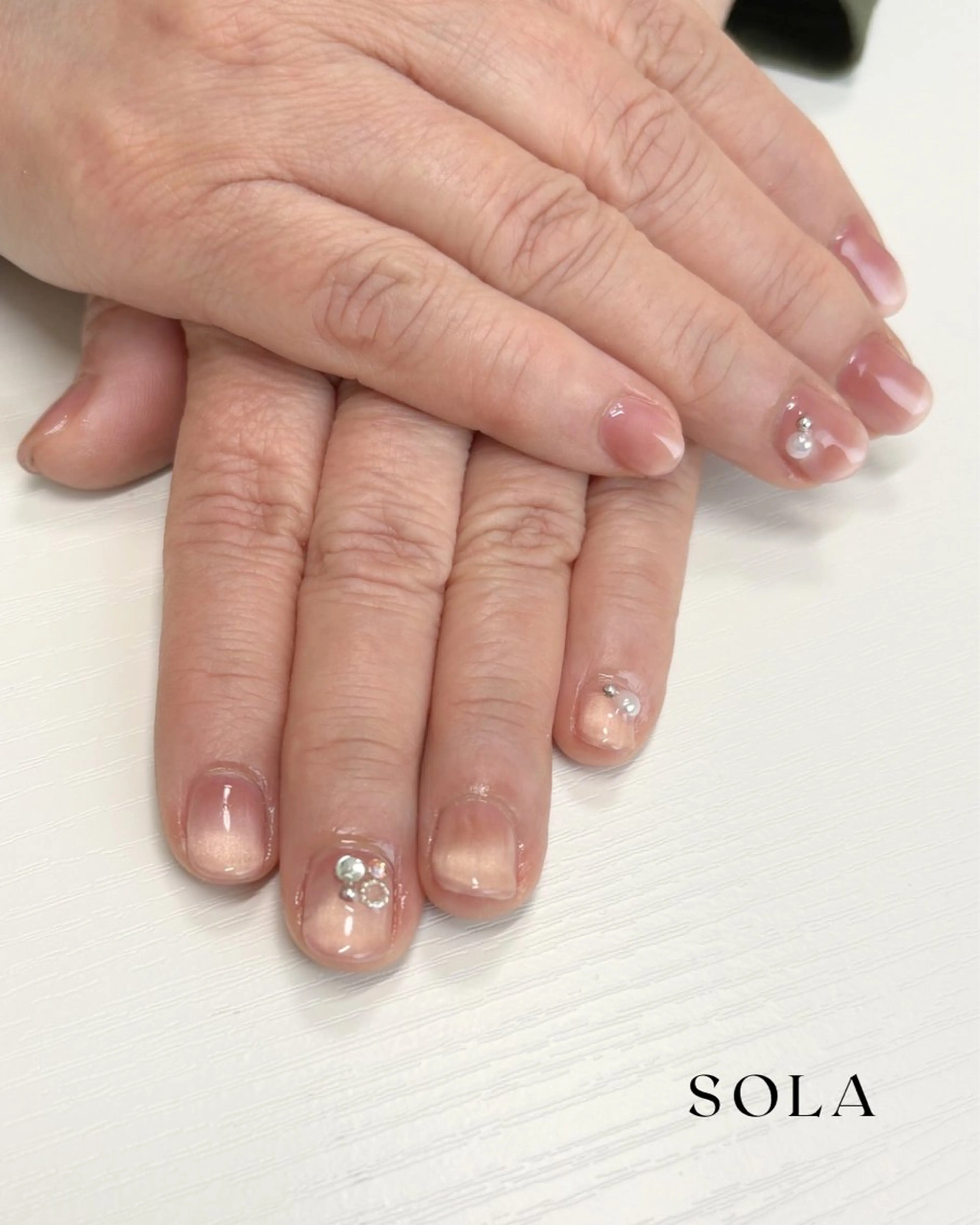 ネイル キラキラネイル マグネットネイル マグネットワンカラー 持ち込み ワンカラーネイル ハンドネイル ほそかわ さき-SOLAのネイルデザイン