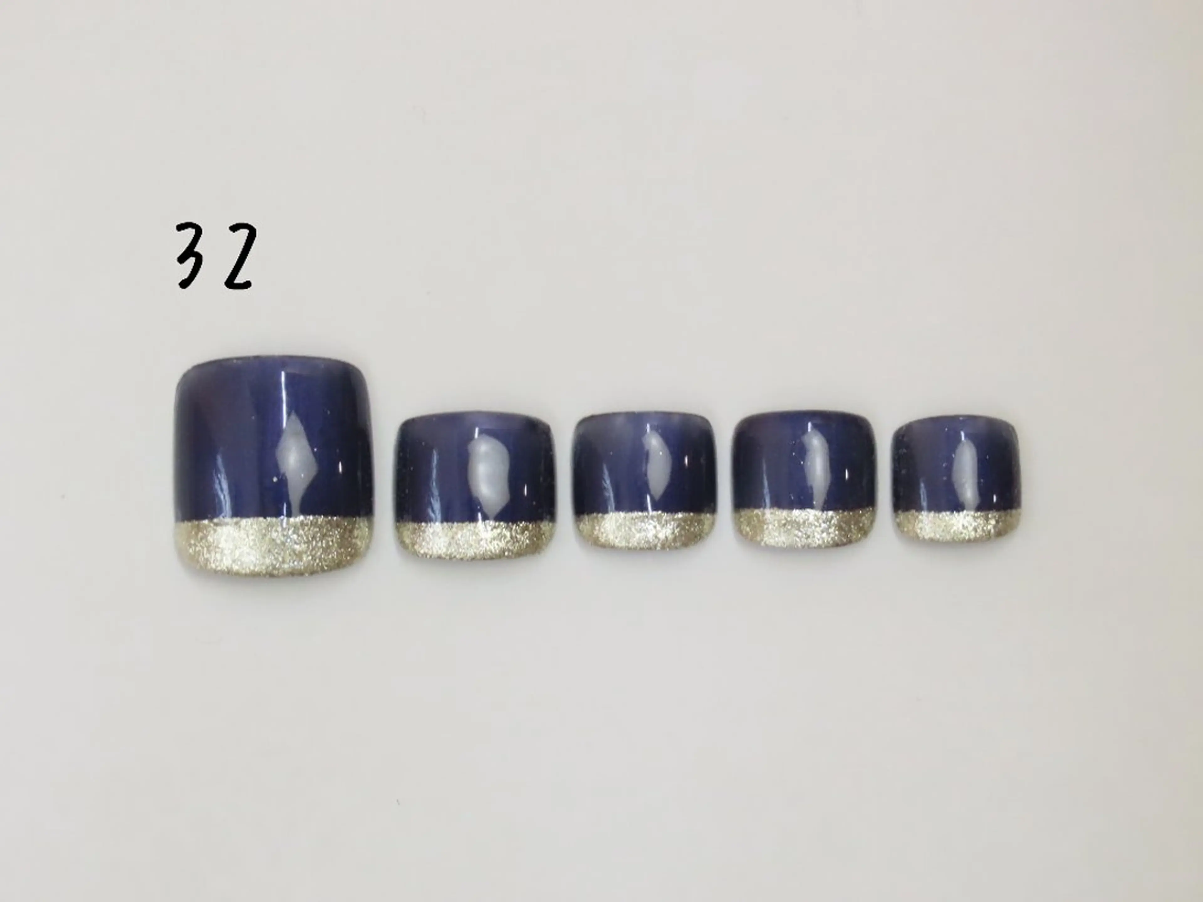 ネイル フットネイル Maum 新潟店のマツエク・マツパデザイン