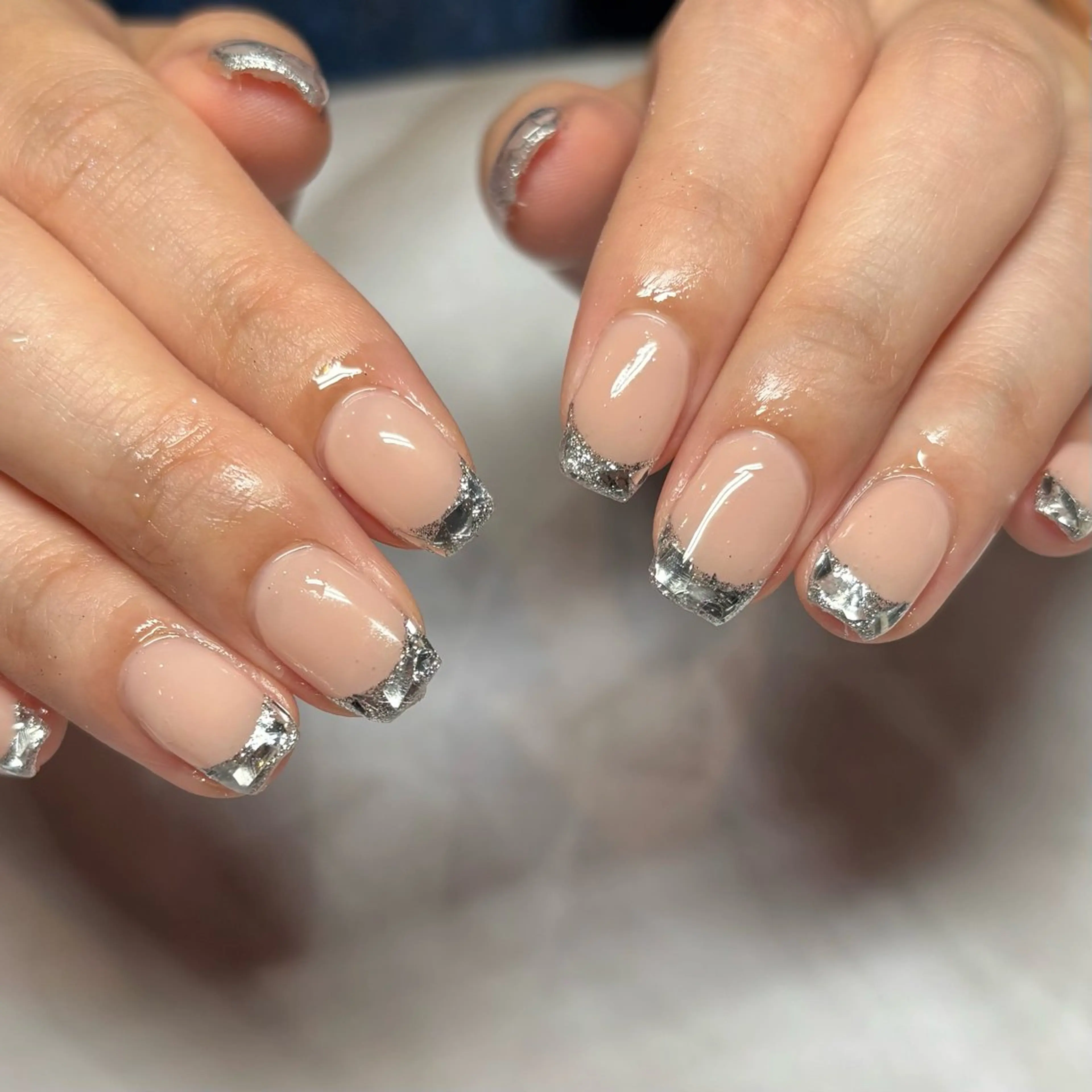 ネイル フレンチネイル ガラスフレンチ Lusso ayaneのネイルデザイン