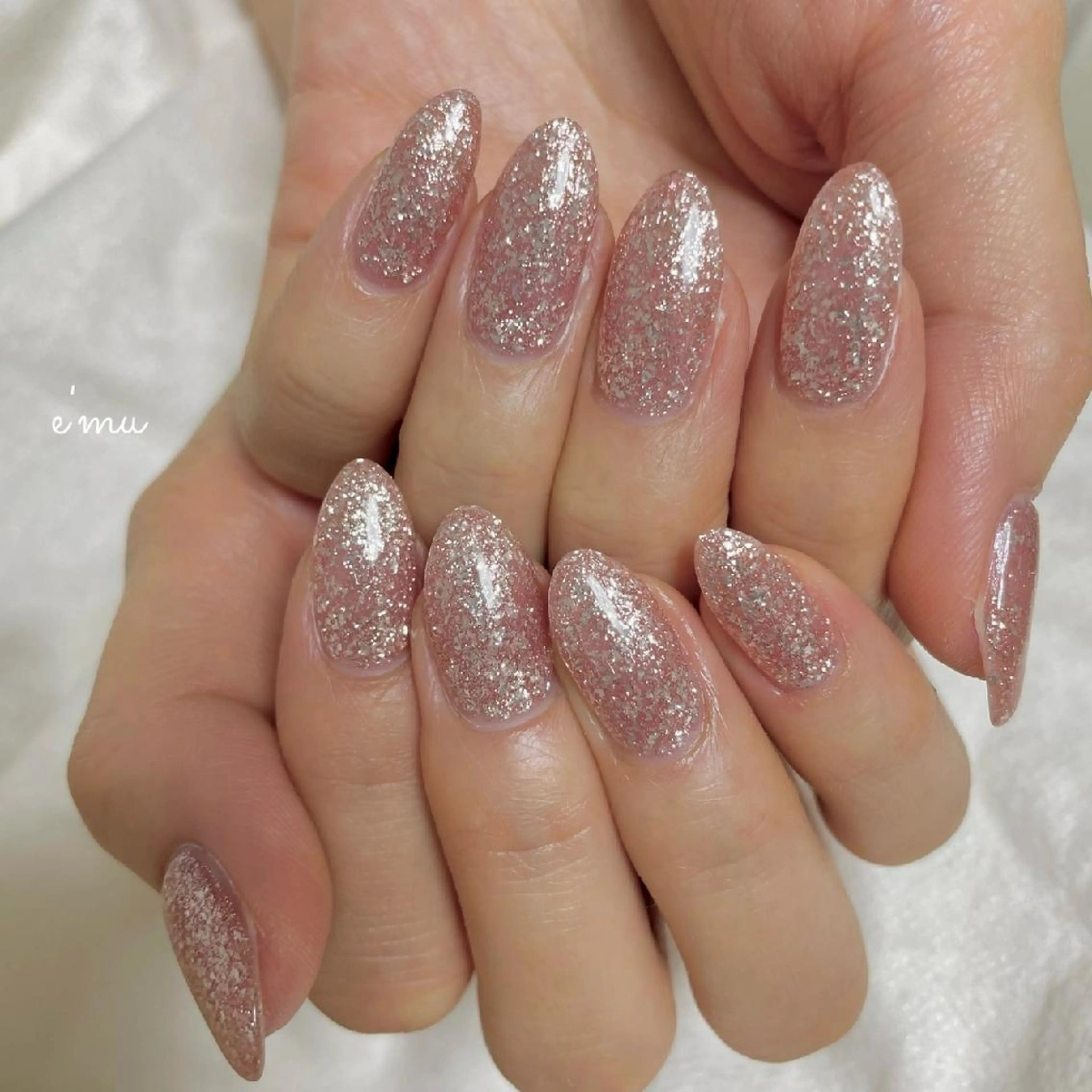 ネイル ラメ(グリッター) ワンカラーネイル ハンドネイル nail salon e'mu💐のネイルデザイン