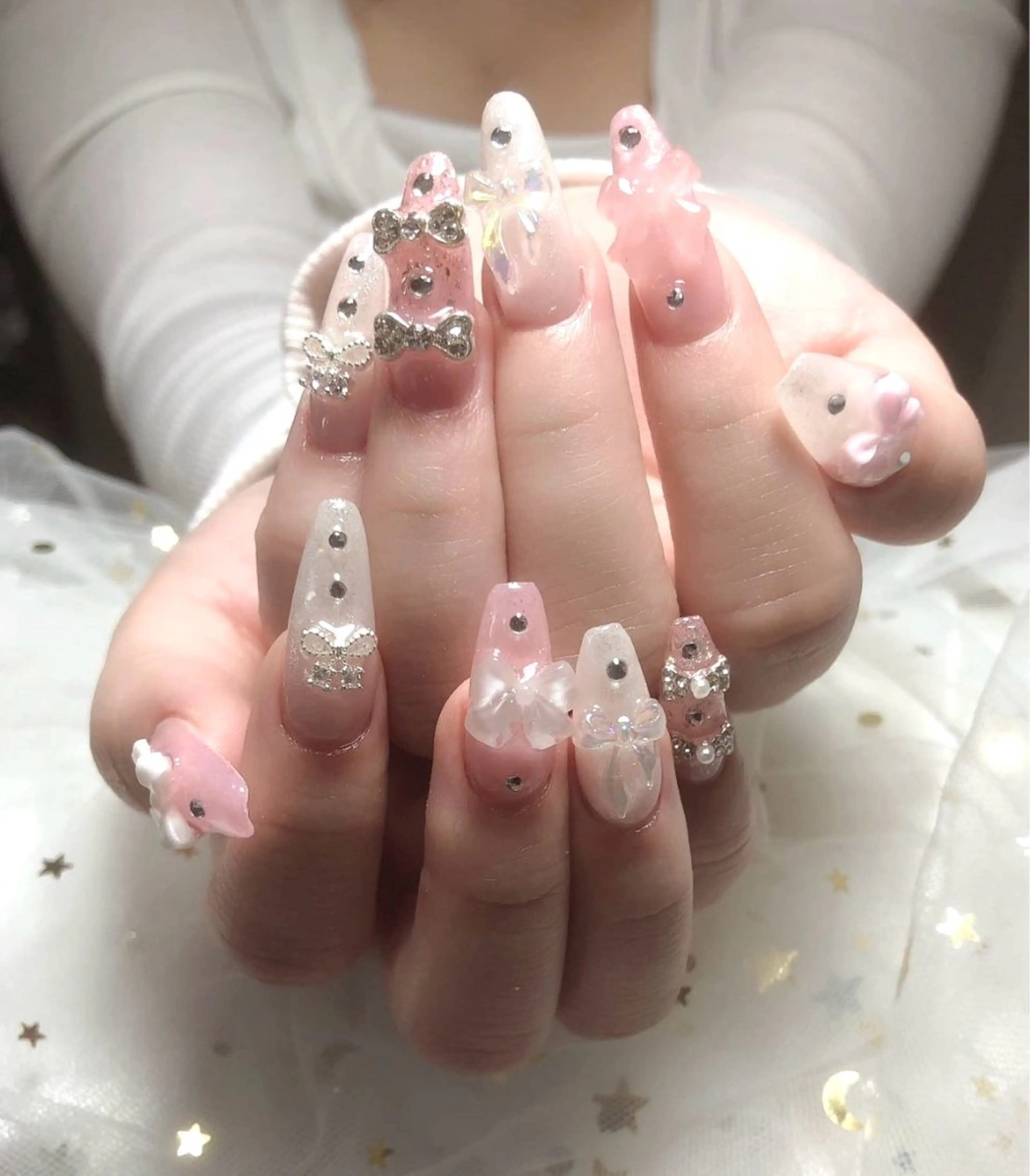 10本チップ長さ出し👐 オフ別 + (ワンカラー or ラメ 🌟2色までOK)+パーツ無制限付け放題の写真