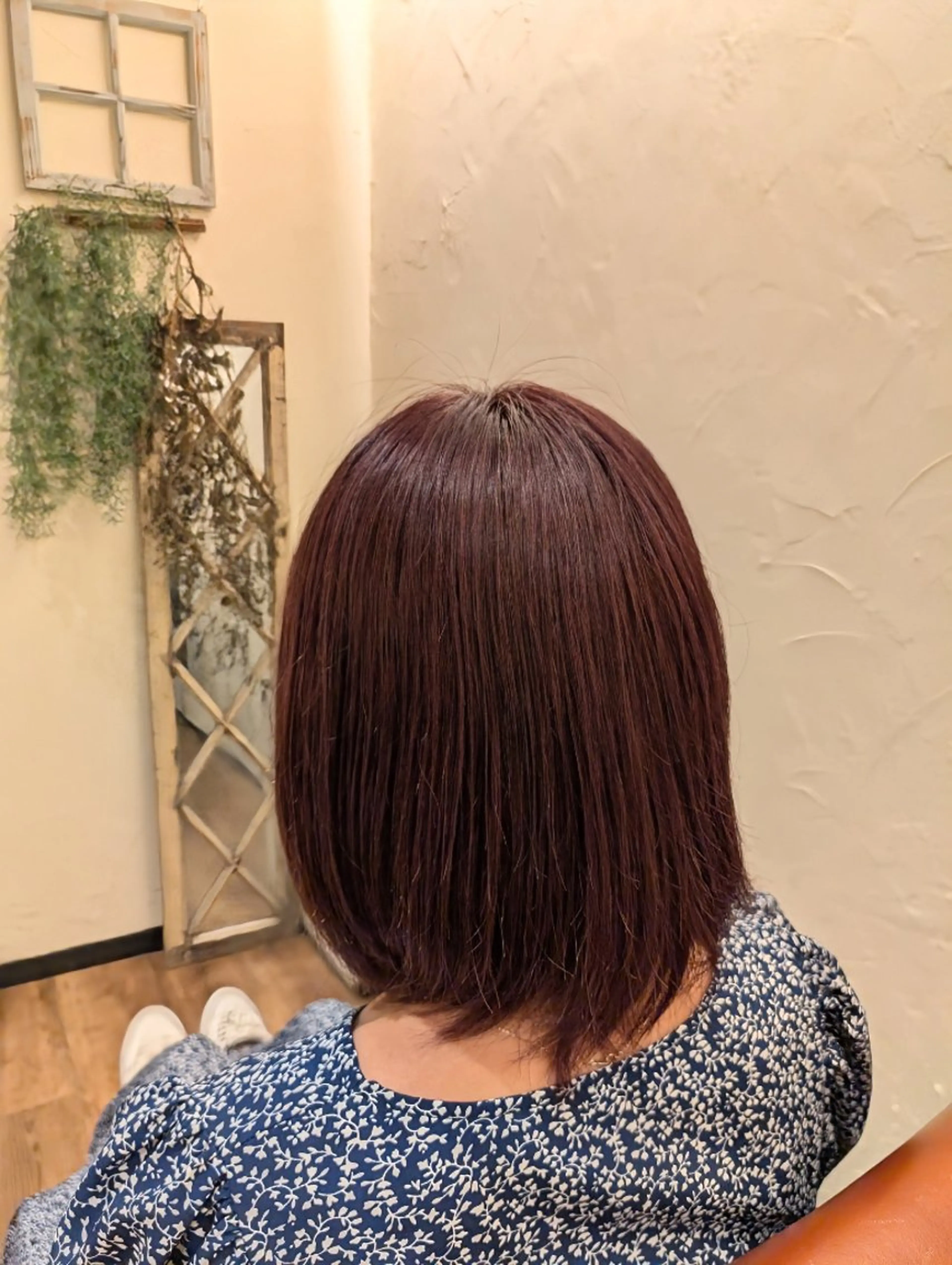 ミディアム 吉田 彩のヘアスタイル