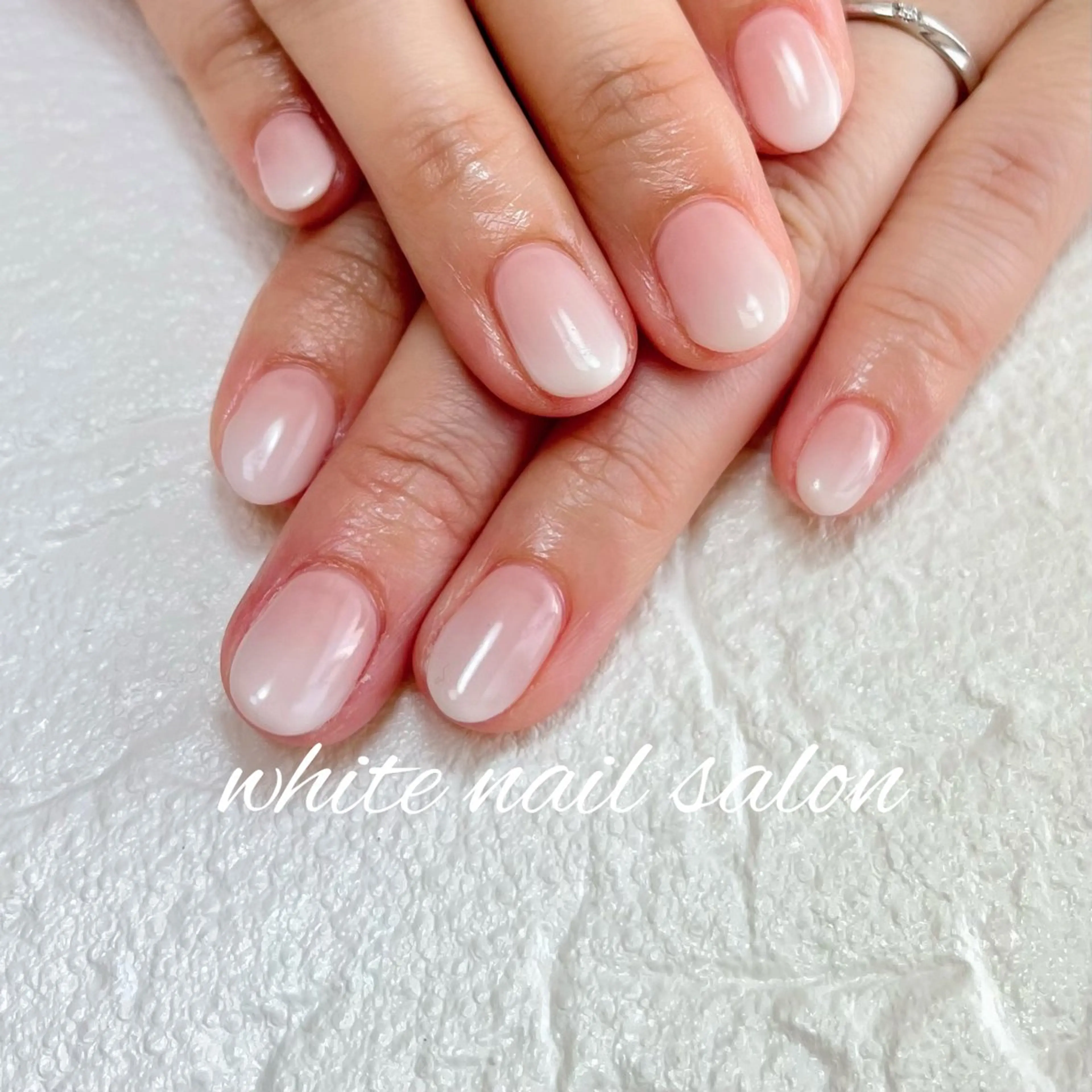 ネイル ラメ(グリッター) ハンドネイル white nail salonのネイルデザイン
