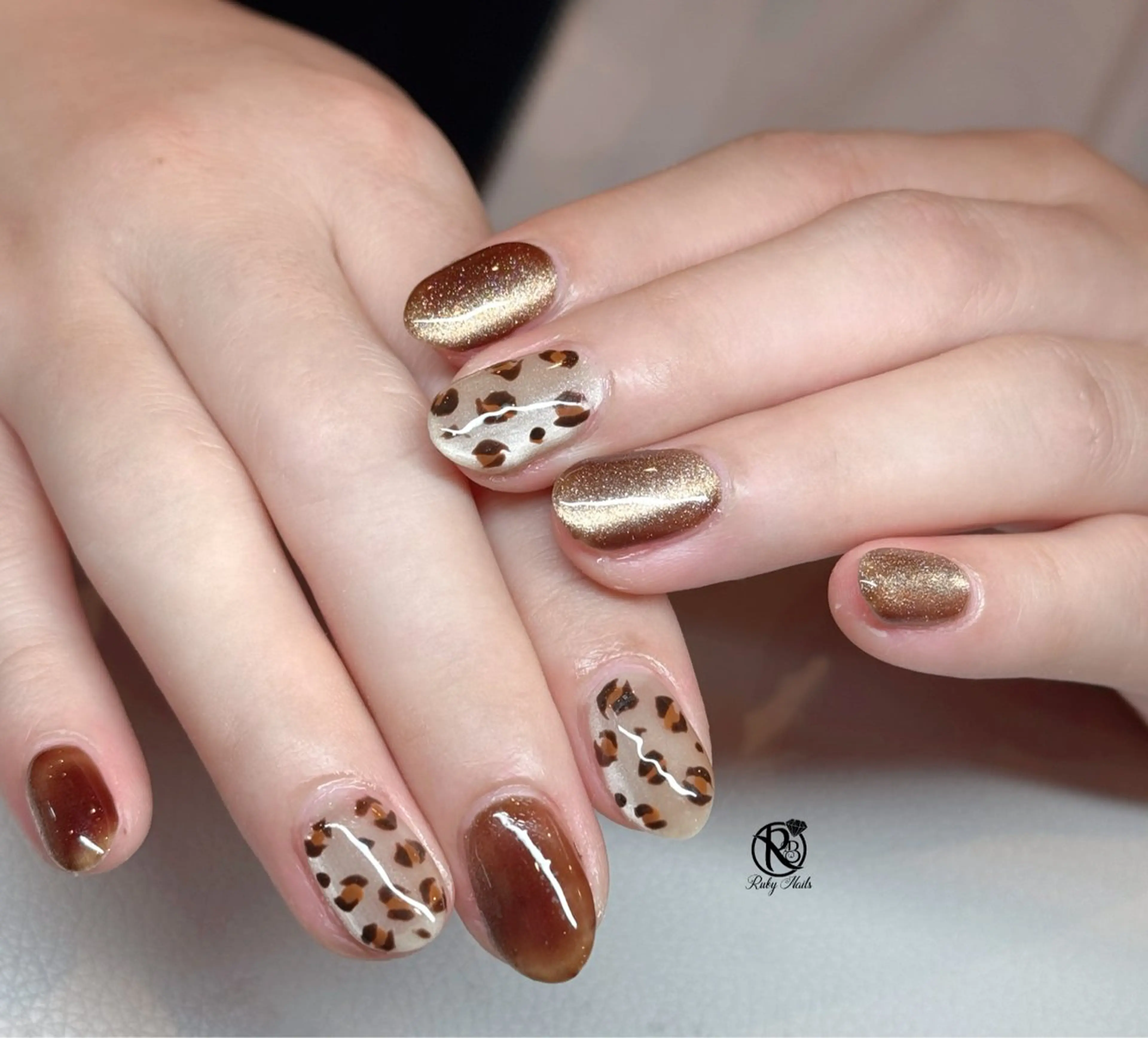 ネイル ボルドー ブラウン チークネイル ドット フットネイル ハンドネイル チェリネイルサロン 霞ヶ関のネイルデザイン