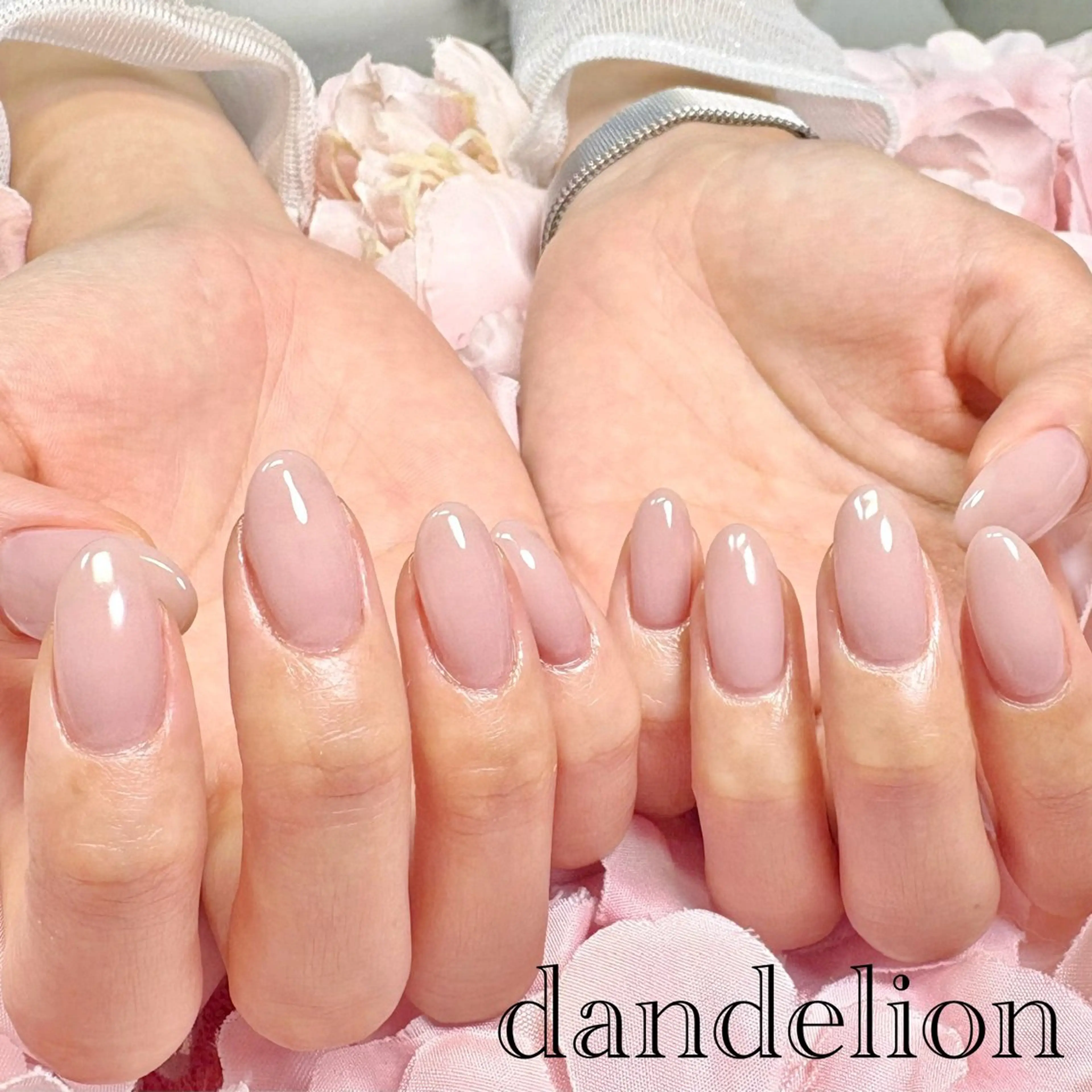 ネイル ハンドネイル ハンドケア dandelion ダンデライオンのネイルデザイン