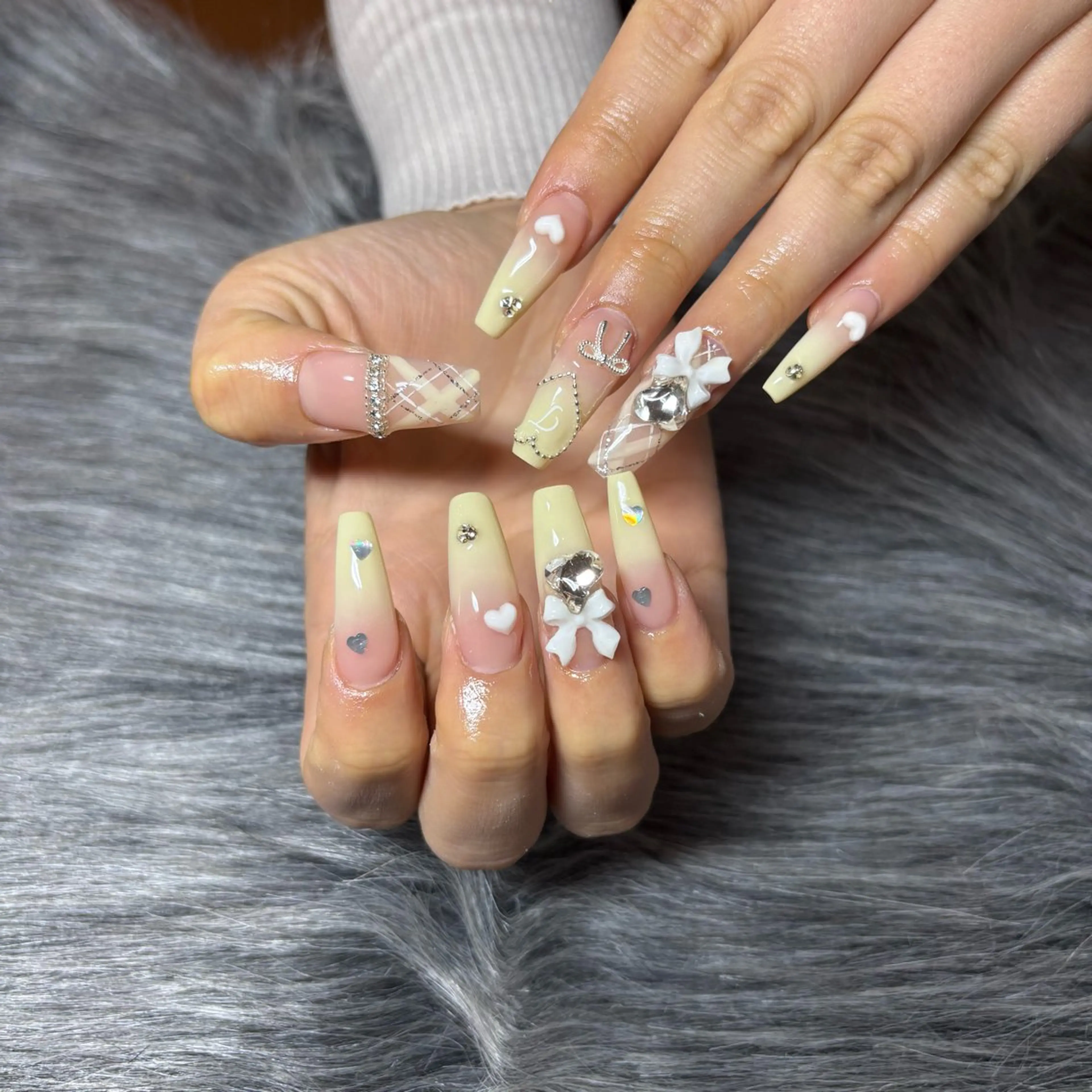 ネイル ハンドネイル 𝑗𝑢𝑛𝑛𝑎 𝑛𝑎𝑖𝑙のネイルデザイン