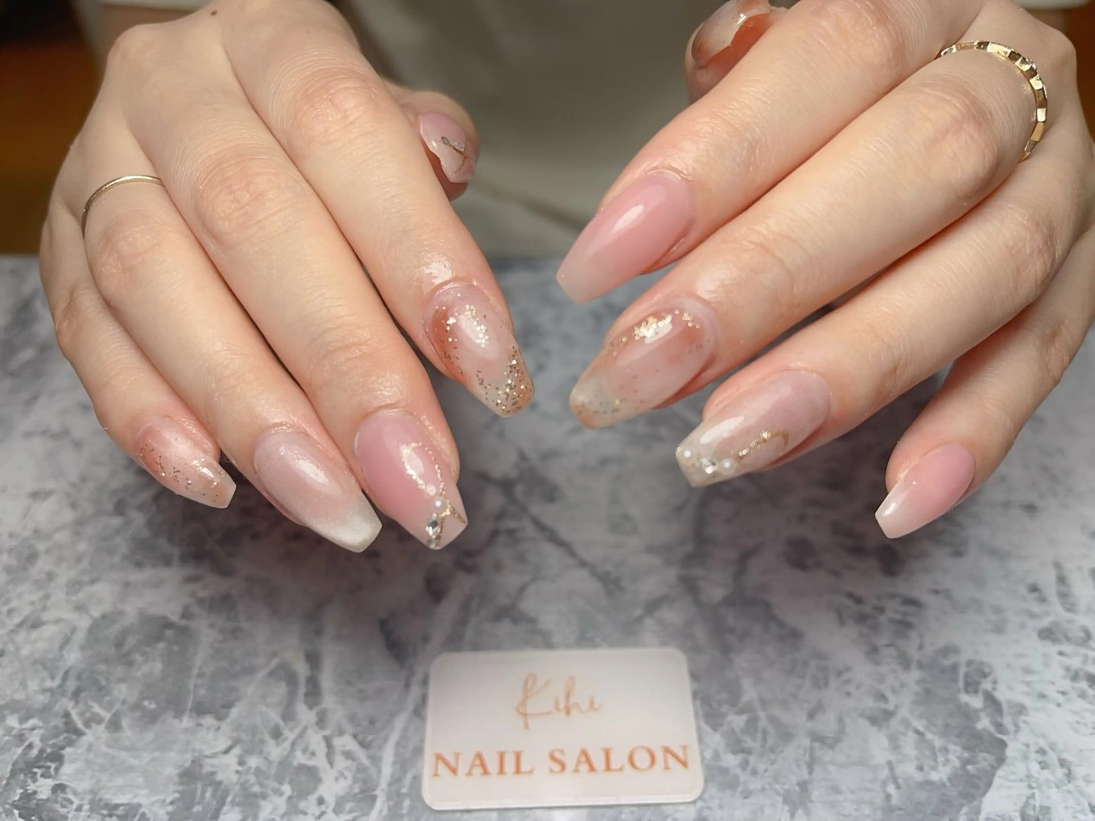 ネイル アートネイル フレンチネイル ジェルネイル グラデーション 韓国ネイル ハンドネイル ハンドケア さくら💮💮 【オフ無料】のネイルデザイン