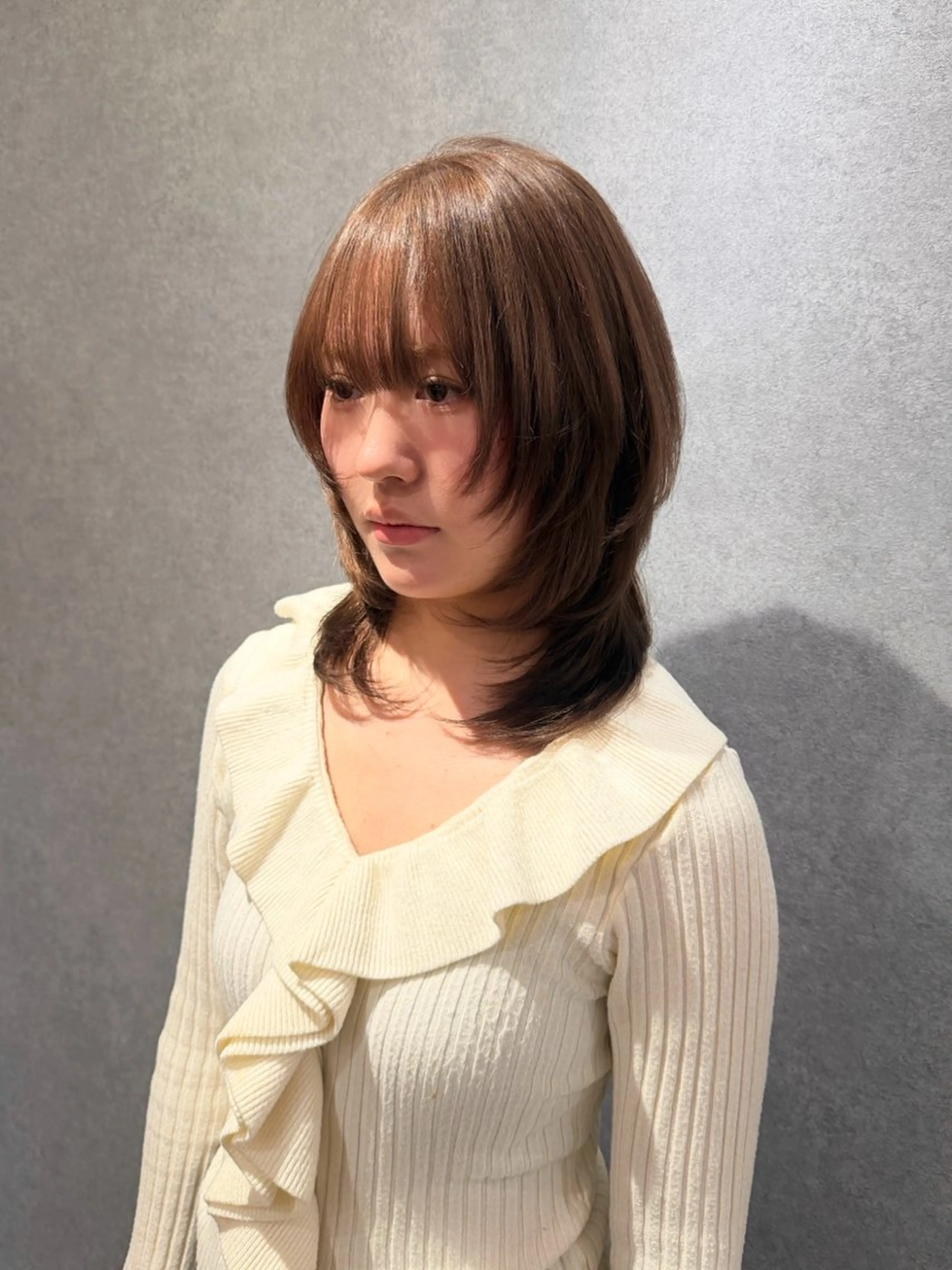 ミディアム カラー カット ヘアカラー トリートメント ハイトーン/ウルフ/ レイヤー/Asukaのヘアスタイル