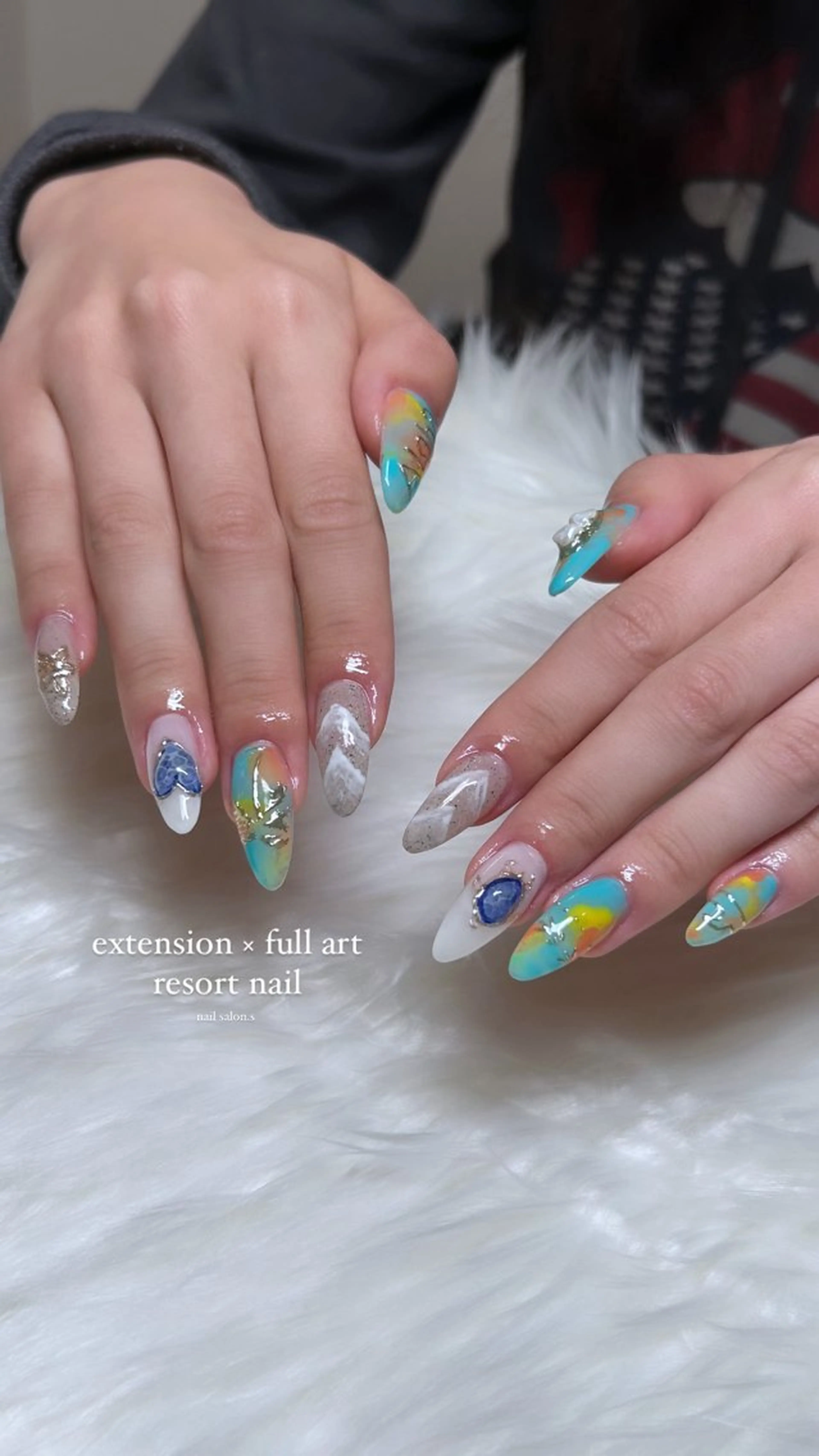 ネイル 関山 志乃のネイルデザイン