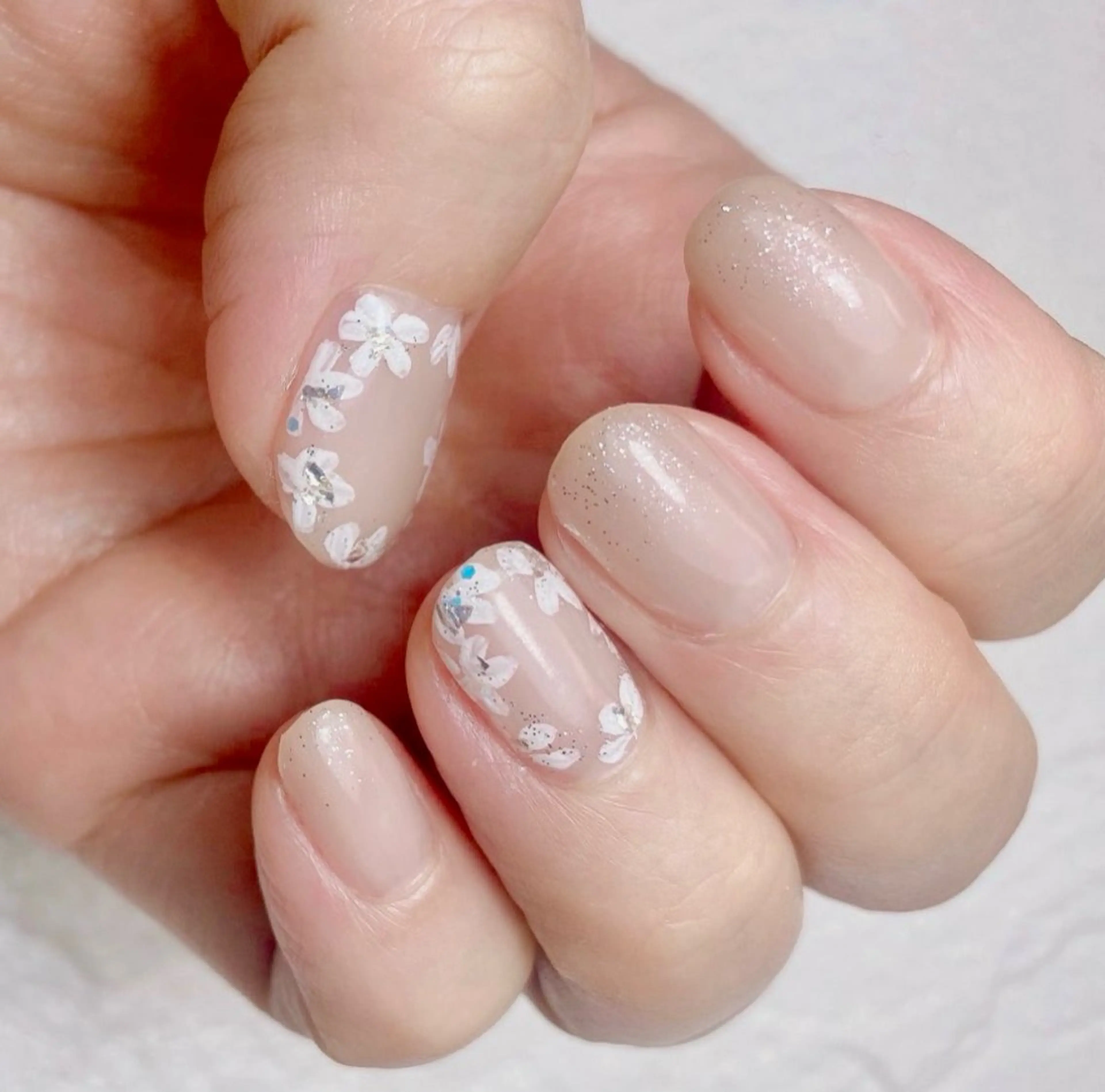 ネイル フラワーネイル 持ち込み ブライダルネイル Nail Salon K 🧸美爪育成のネイルデザイン