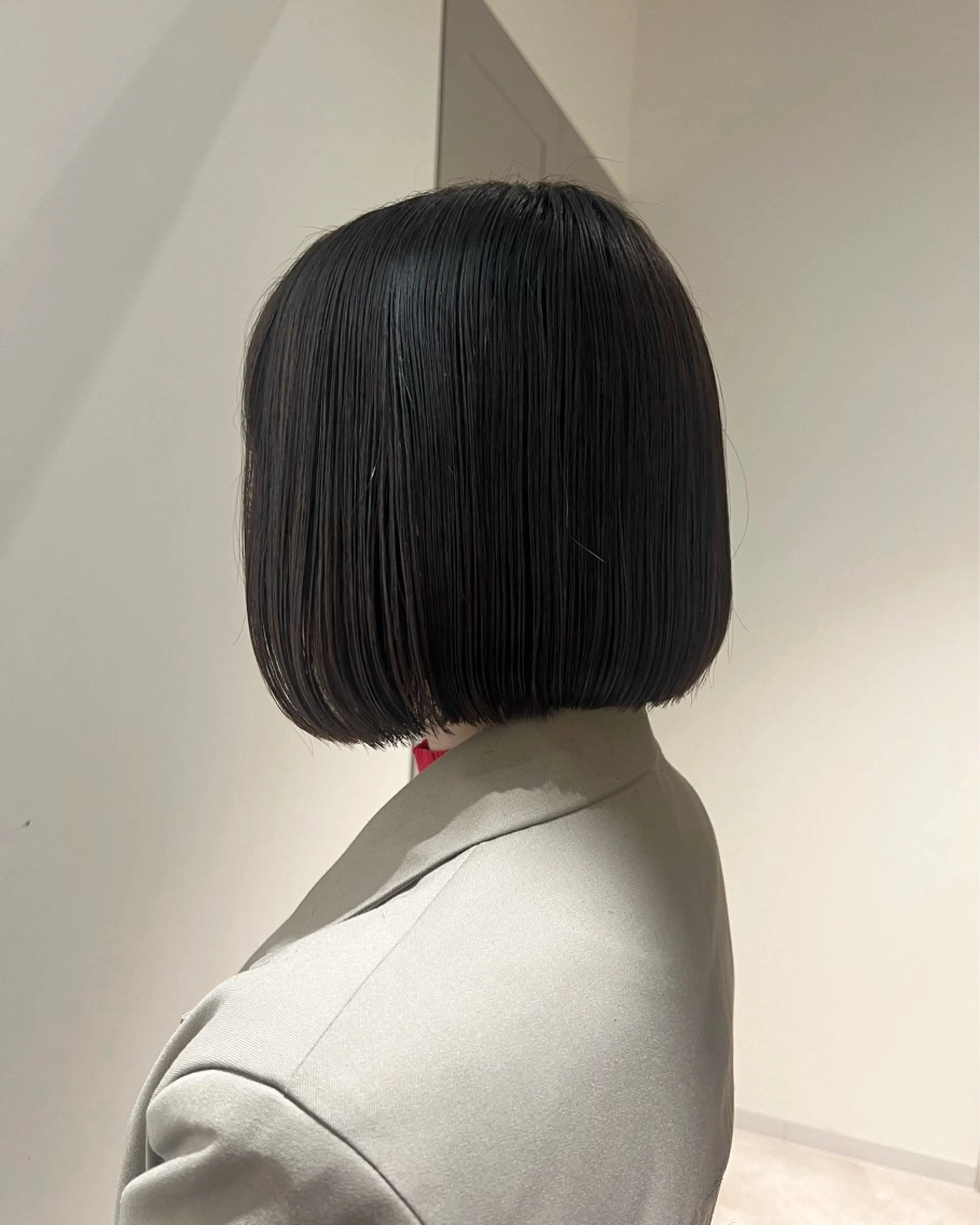 ミディアム カラー 透明感カラー ボブ 暗髪カラー🫐パーマ おくだりんかのヘアスタイル