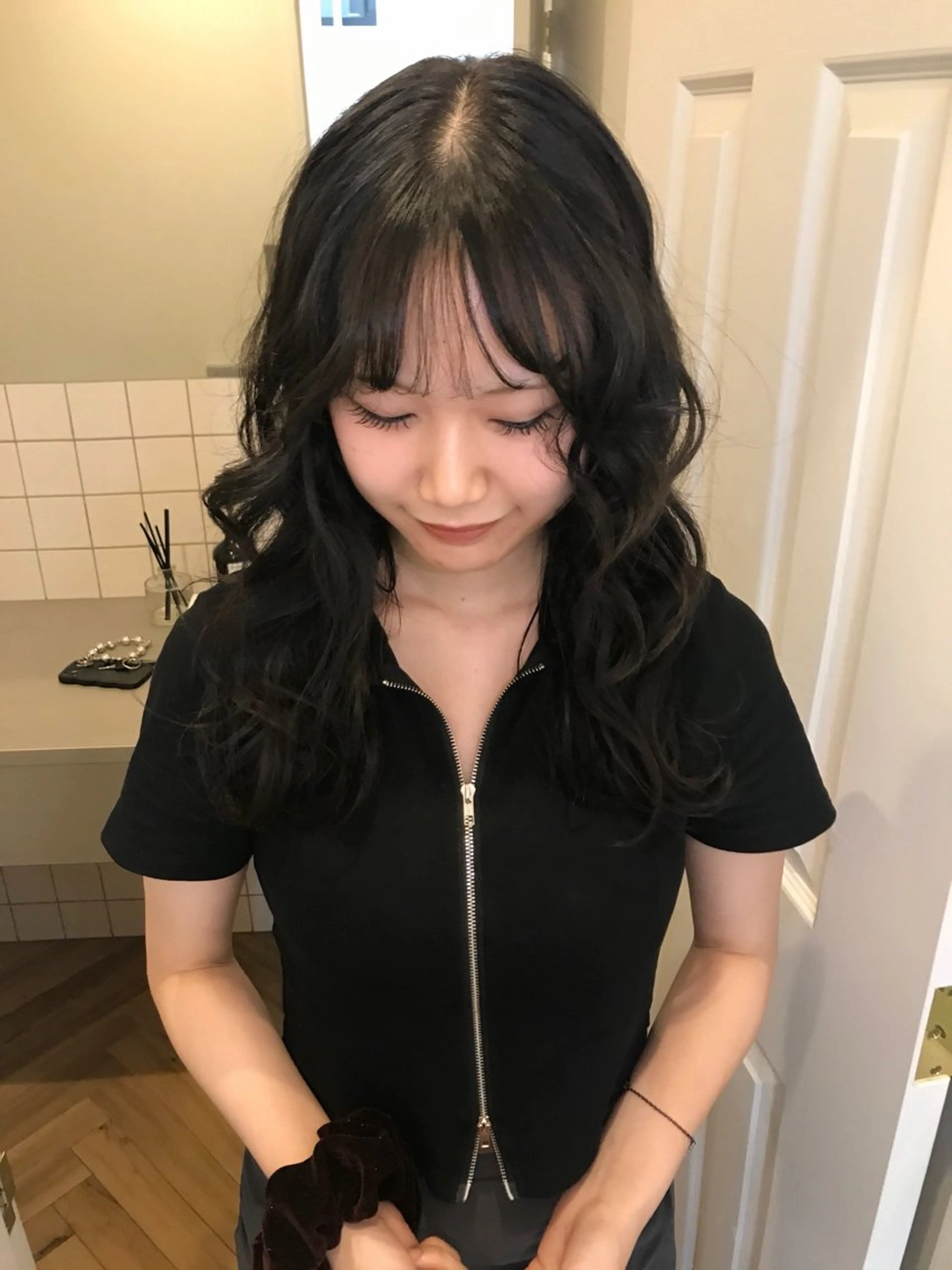 セミロング runa/栄/パーマ /ブリーチモデルのヘアスタイル