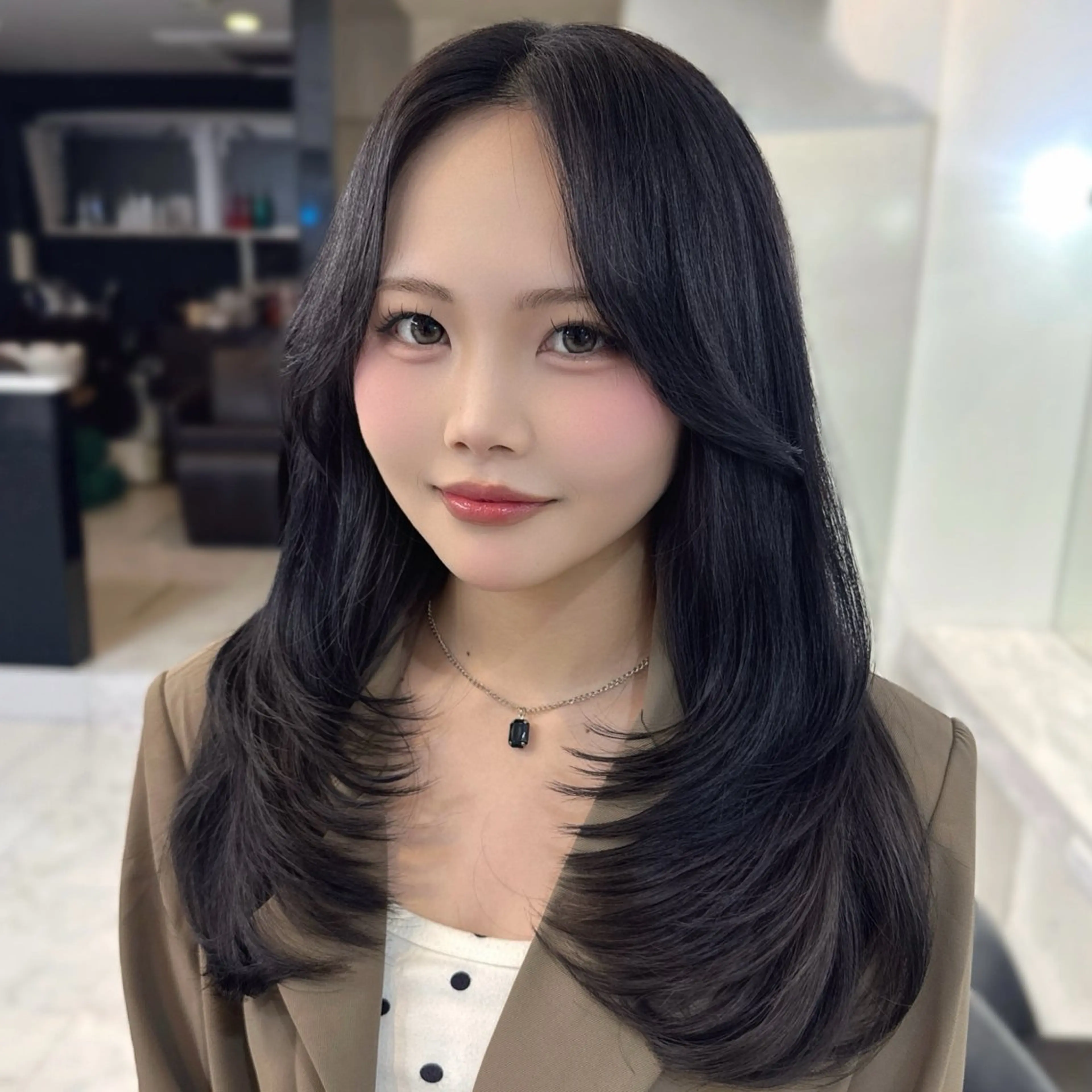 セミロング カラー カット ヘアカラー トリートメント 🦋韓国ヘア 坂本 菜摘🦋のヘアスタイル