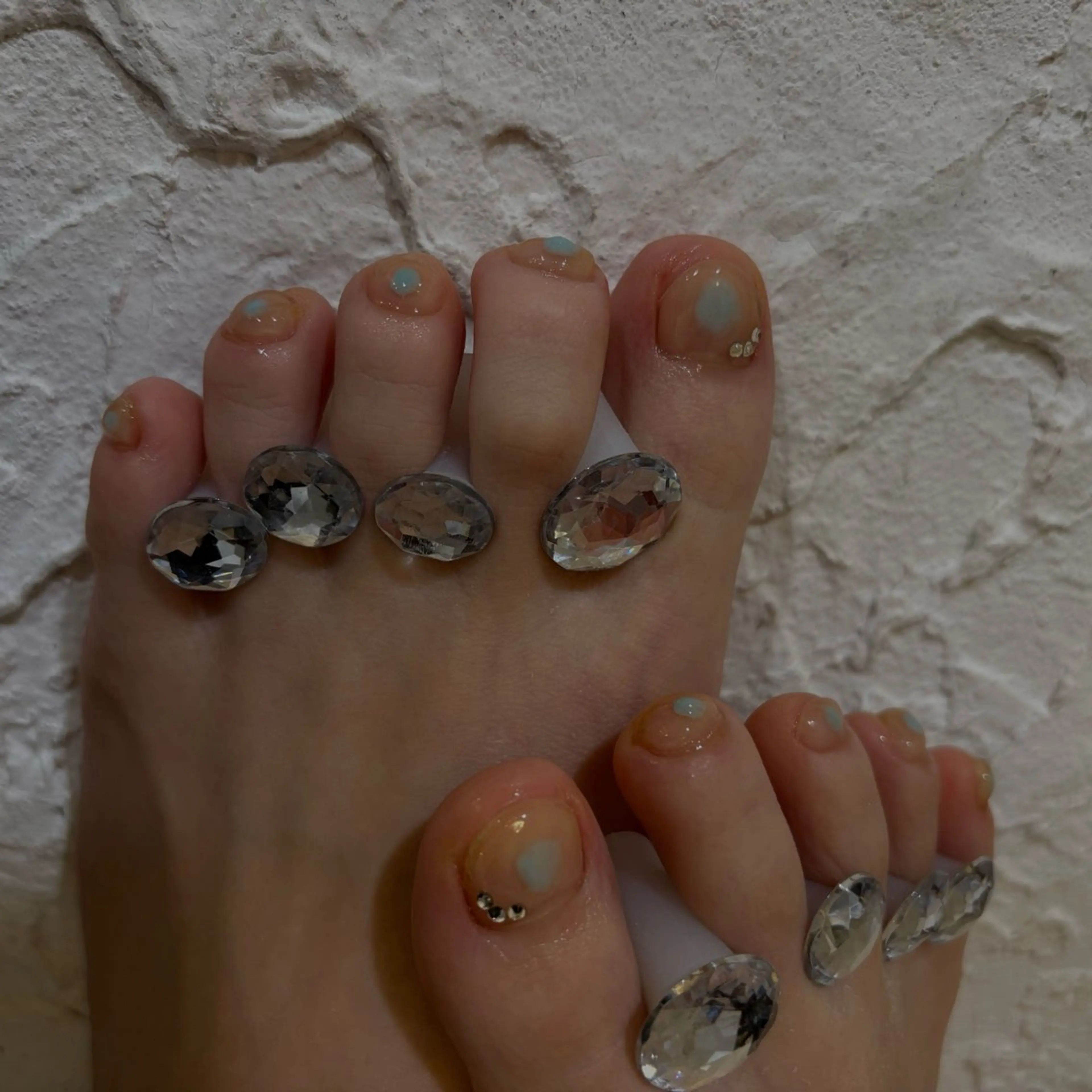 ネイル ブルー チークネイル クリアネイル 長さ出し フットネイル Vante梅田店所属・vante_aimi .パラジェル取扱店のネイルデザイン