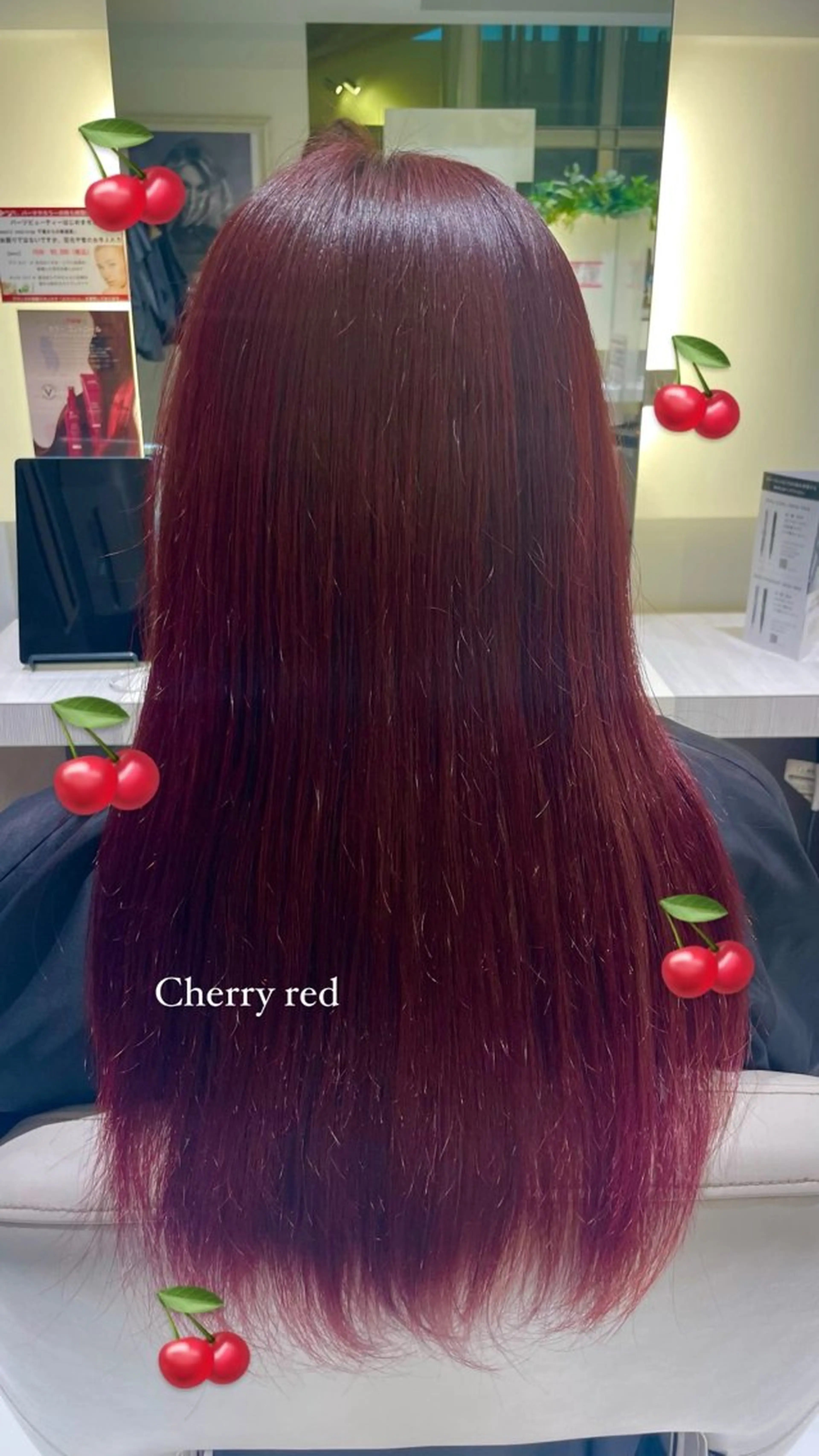 セミロング カラー レッドカラー Lisa/wｶﾗｰ /ﾃﾞｻﾞｲﾝｶﾗｰのヘアスタイル