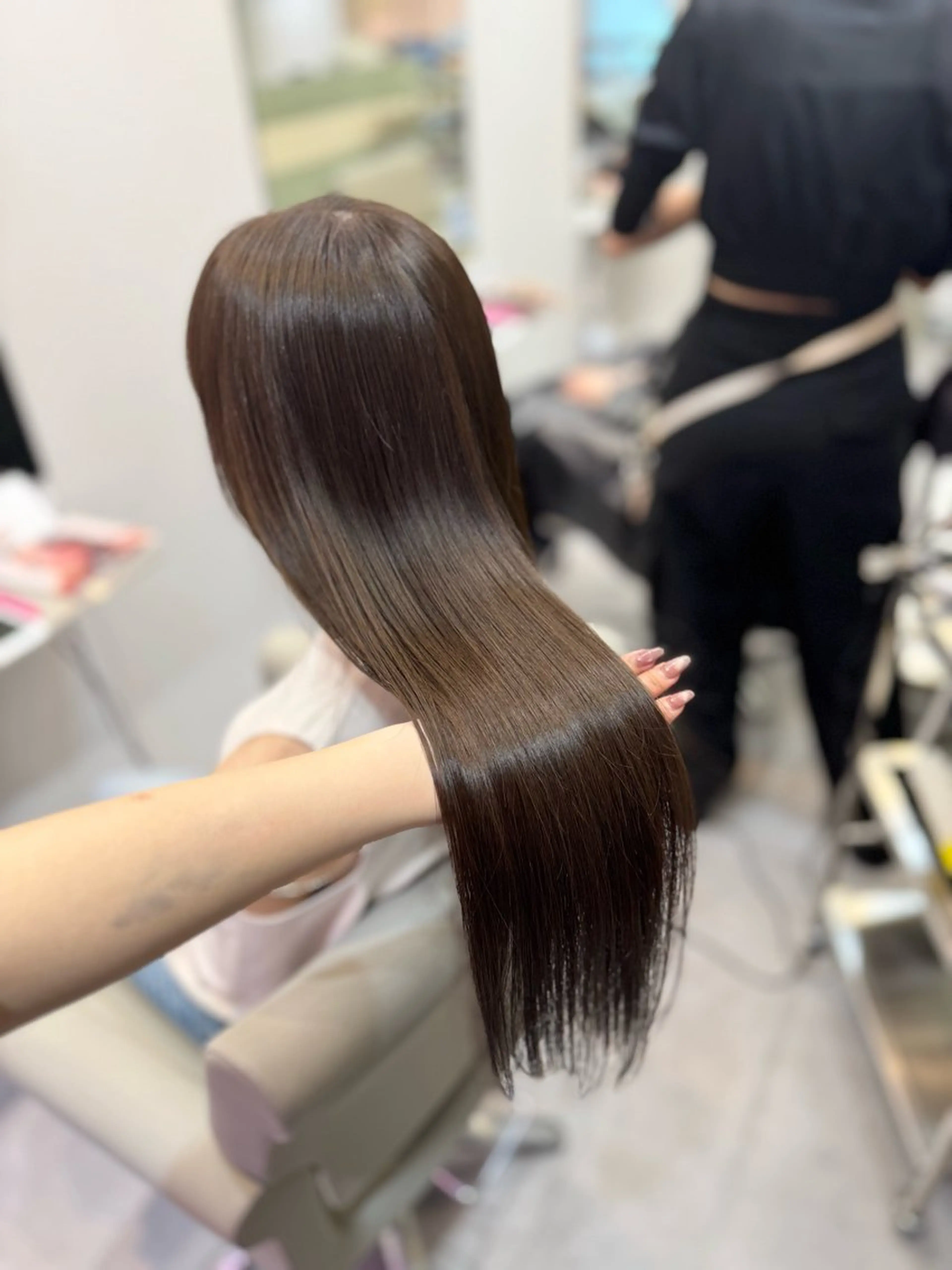 ロング カラー amane໒꒱うる艶 ブリーチ透明感カラーのヘアスタイル