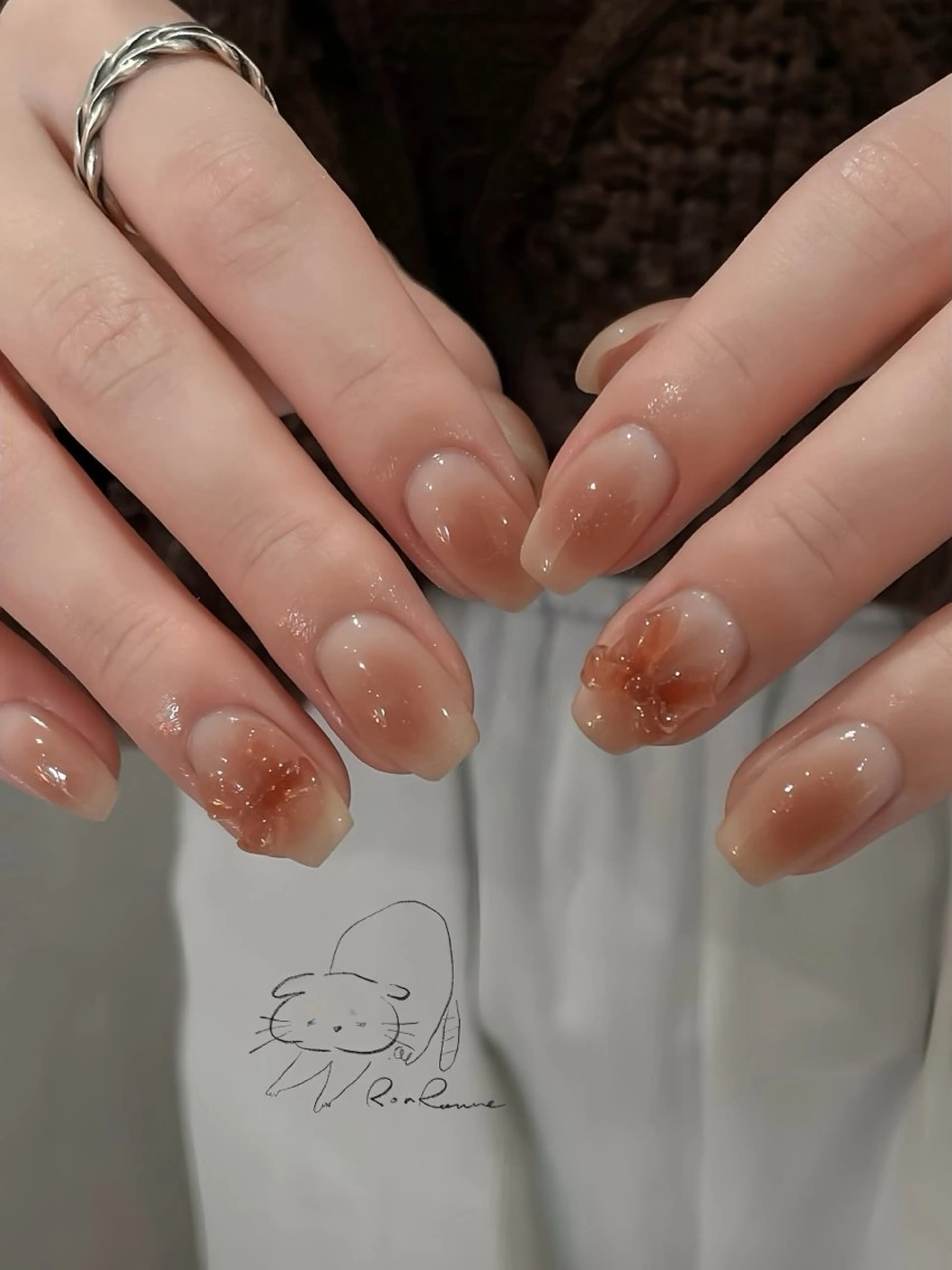 【HAND】チークネイルの写真