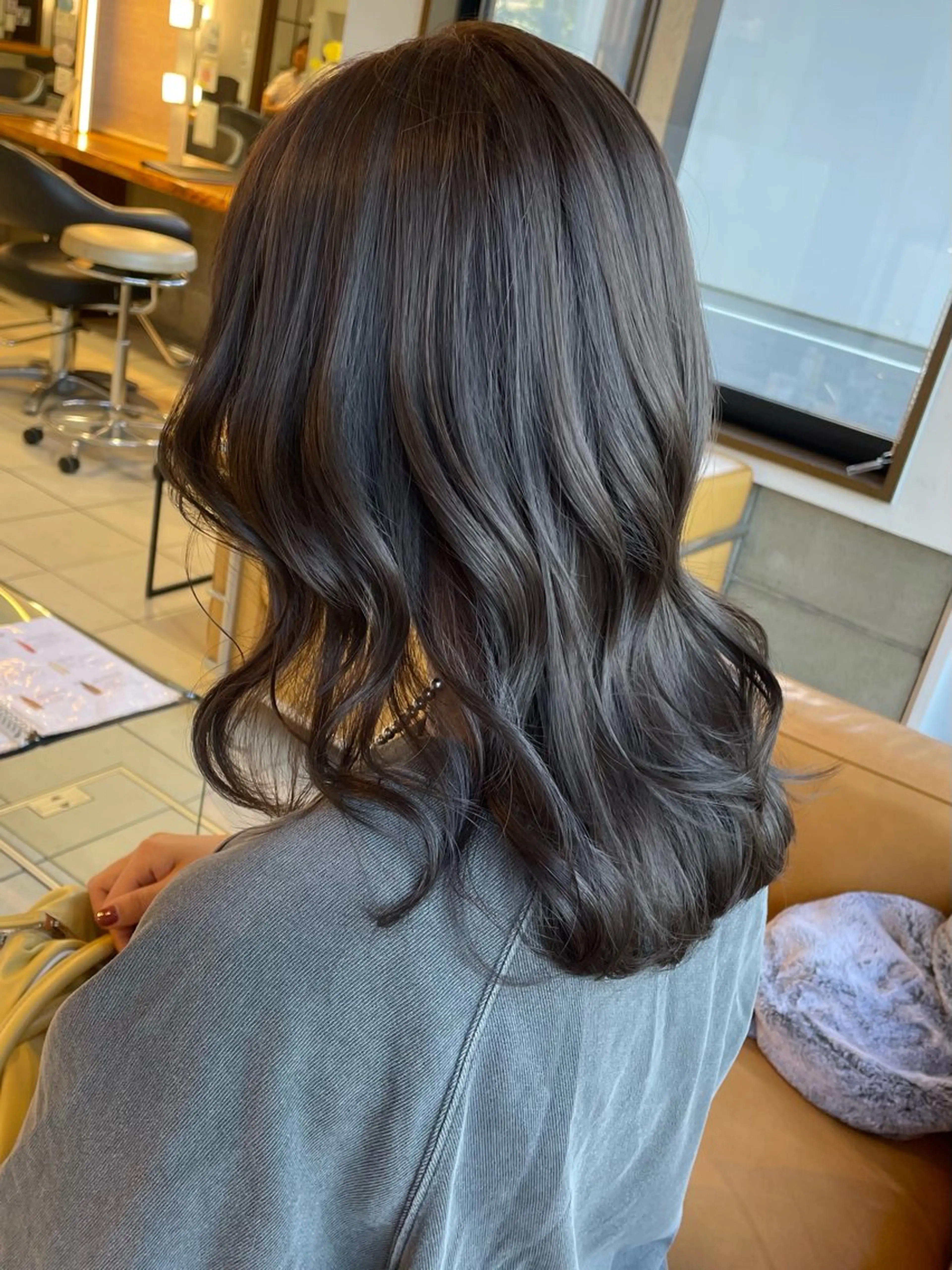 ミディアム カラー グレージュ ヘアカラー トリートメント 髪質改善カラー/大竹 穂香🦉のヘアスタイル