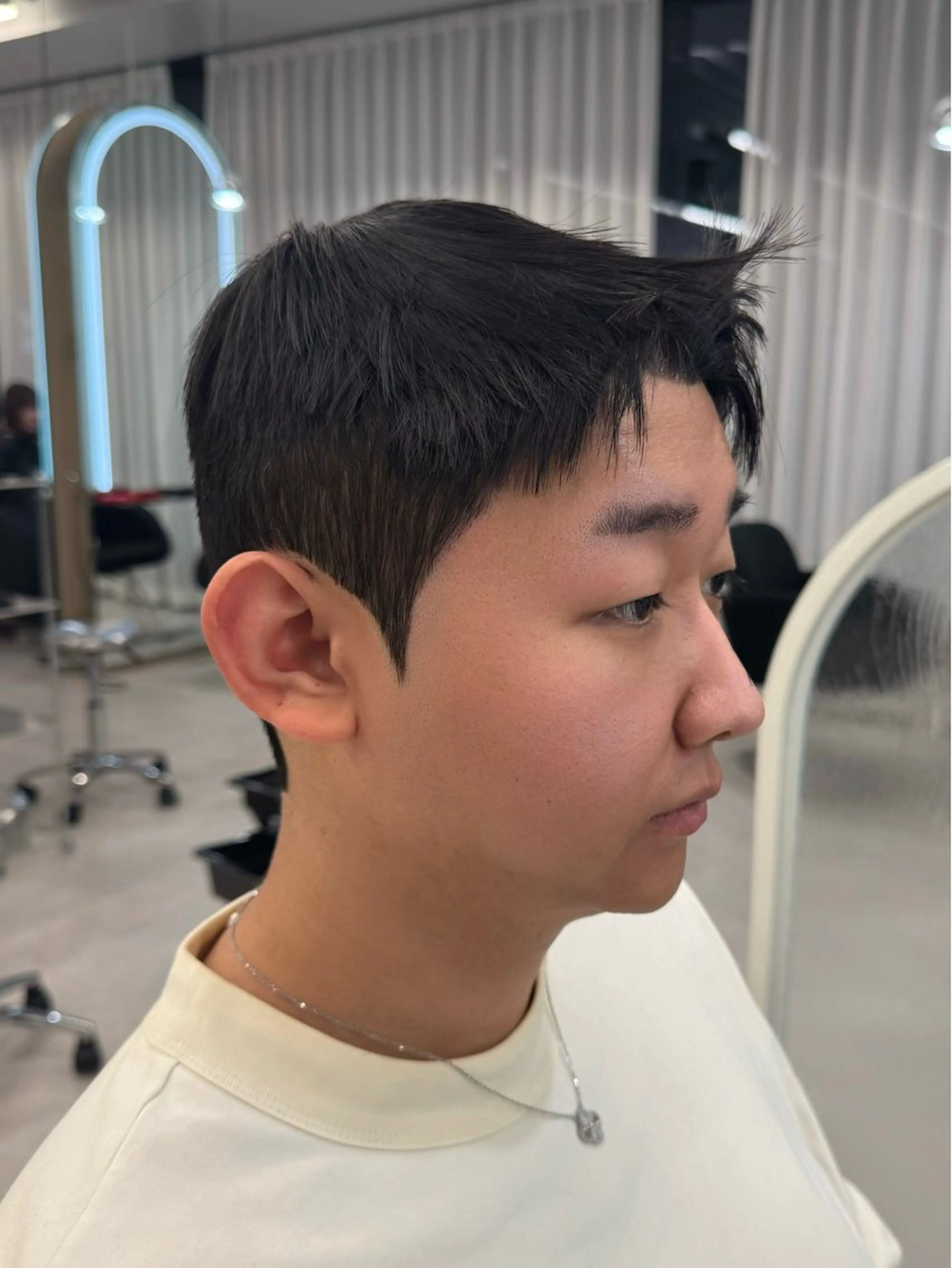 メンズ 韓国式ダウンパーマ 🇰🇷櫻井健のヘアスタイル