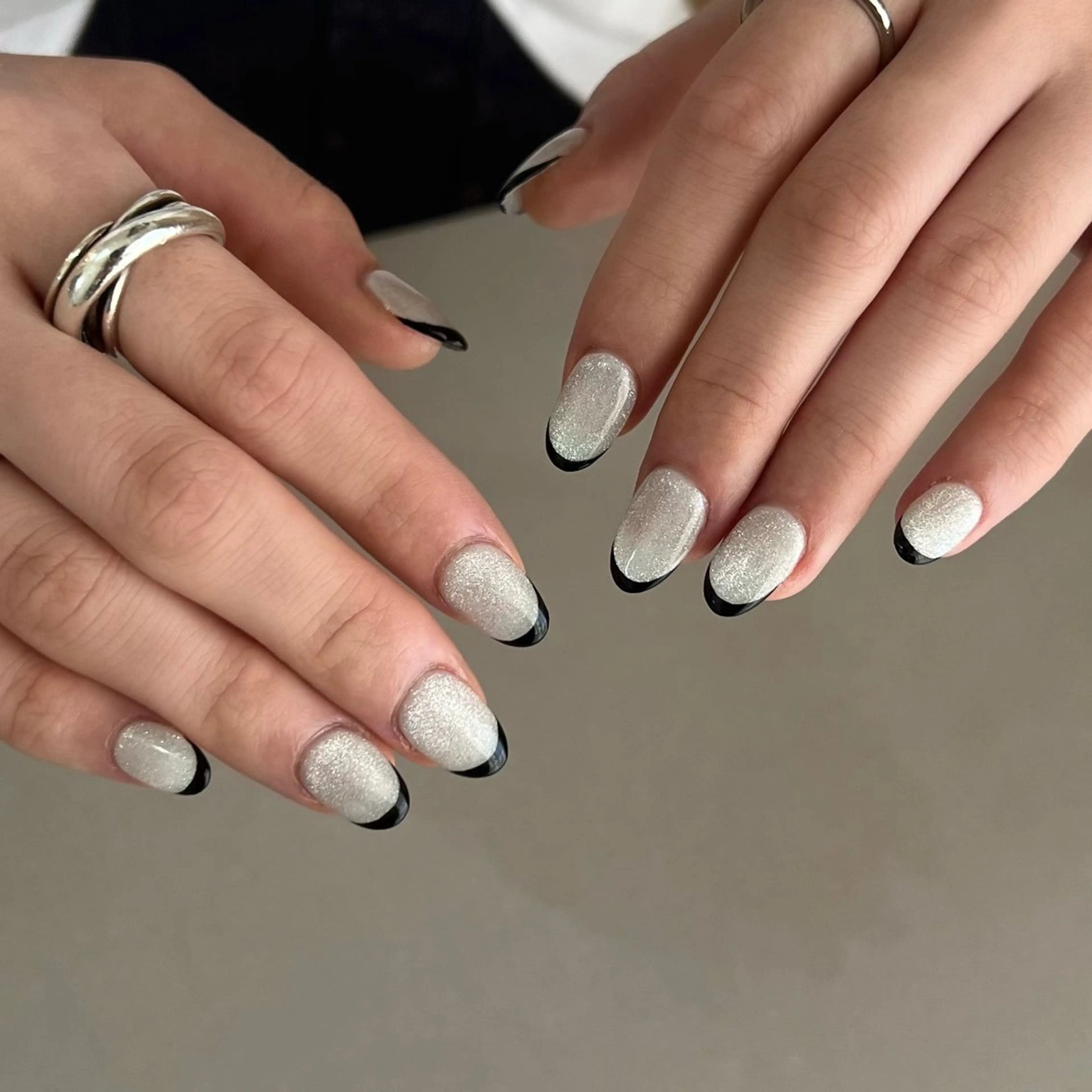 ネイル 長さ出し フレンチネイル マグネットネイル ハンドネイル Momoka ネイリスト福岡/薬院のネイルデザイン