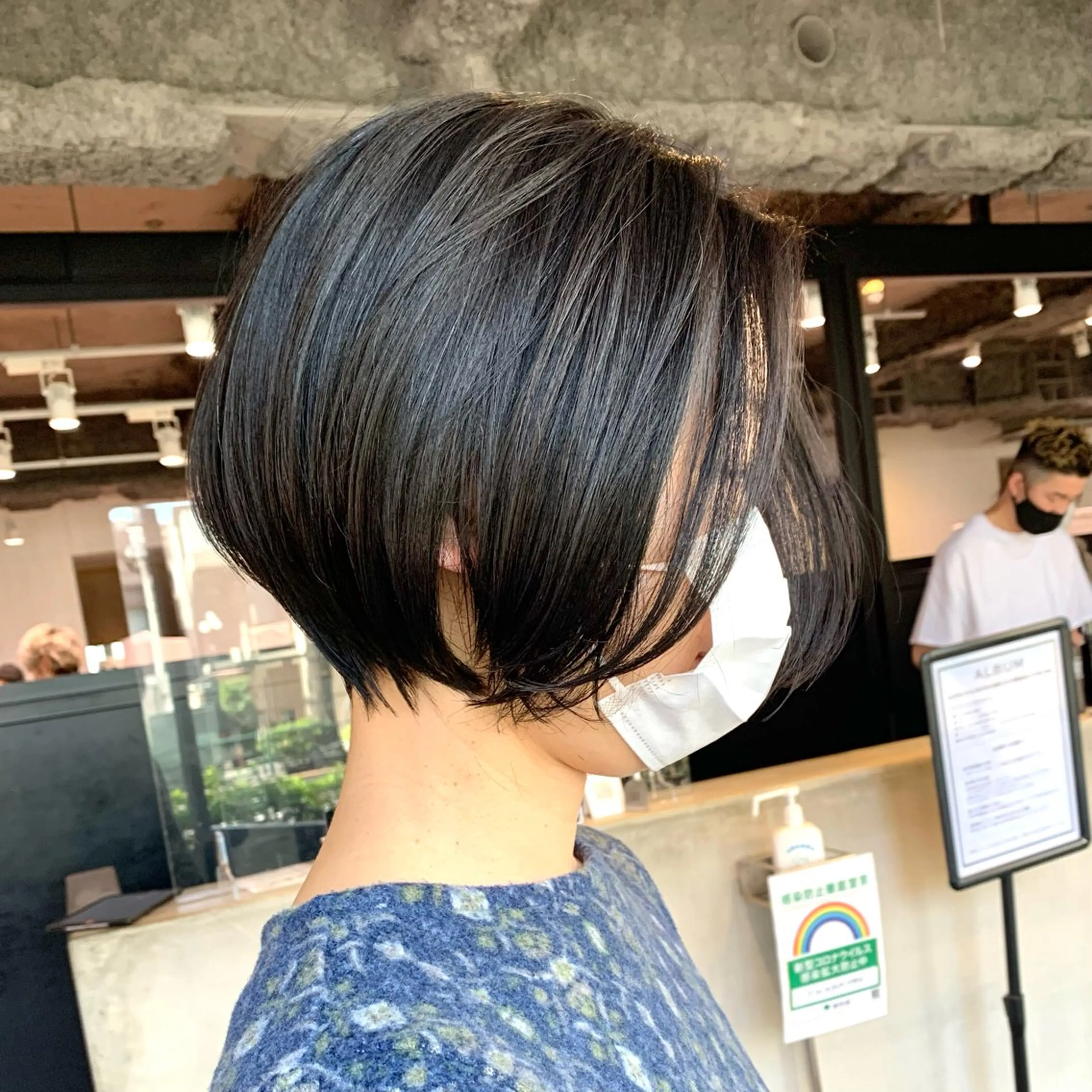 ショート ✂️大人のデザイン vivid✂️のヘアスタイル