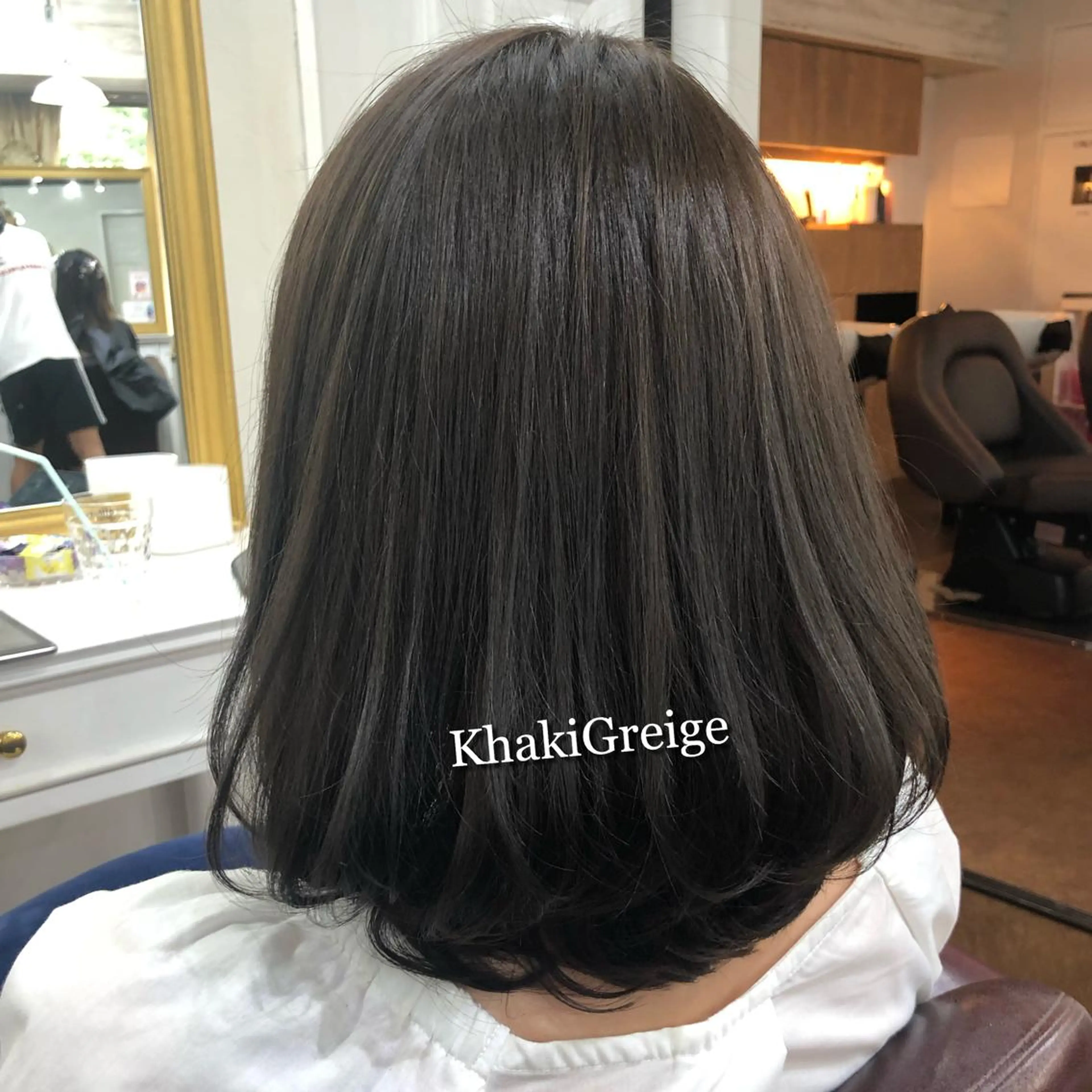 ミディアム カラー Soleria 田中慎一のヘアスタイル