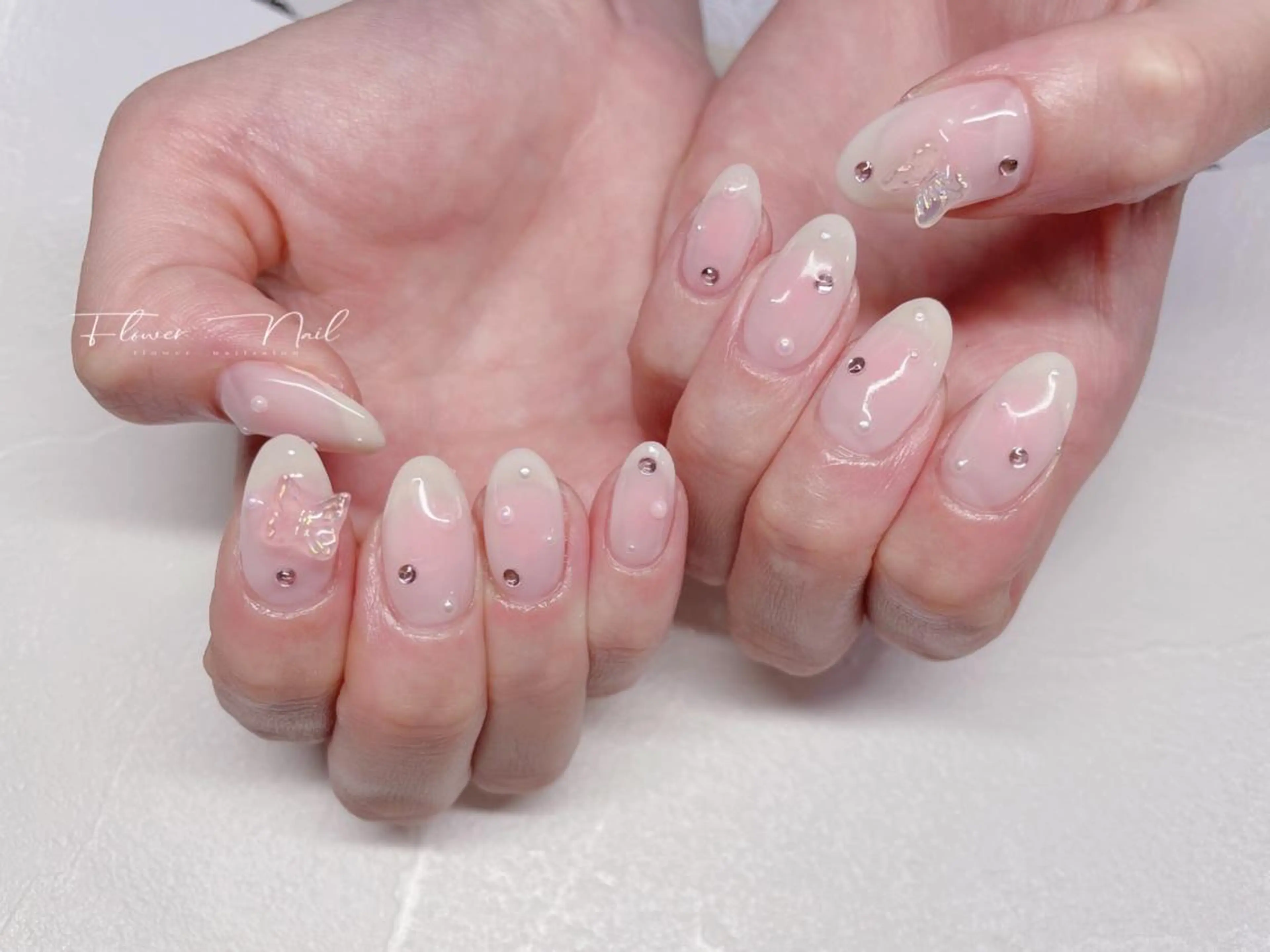 ネイル Flower nailのネイルデザイン