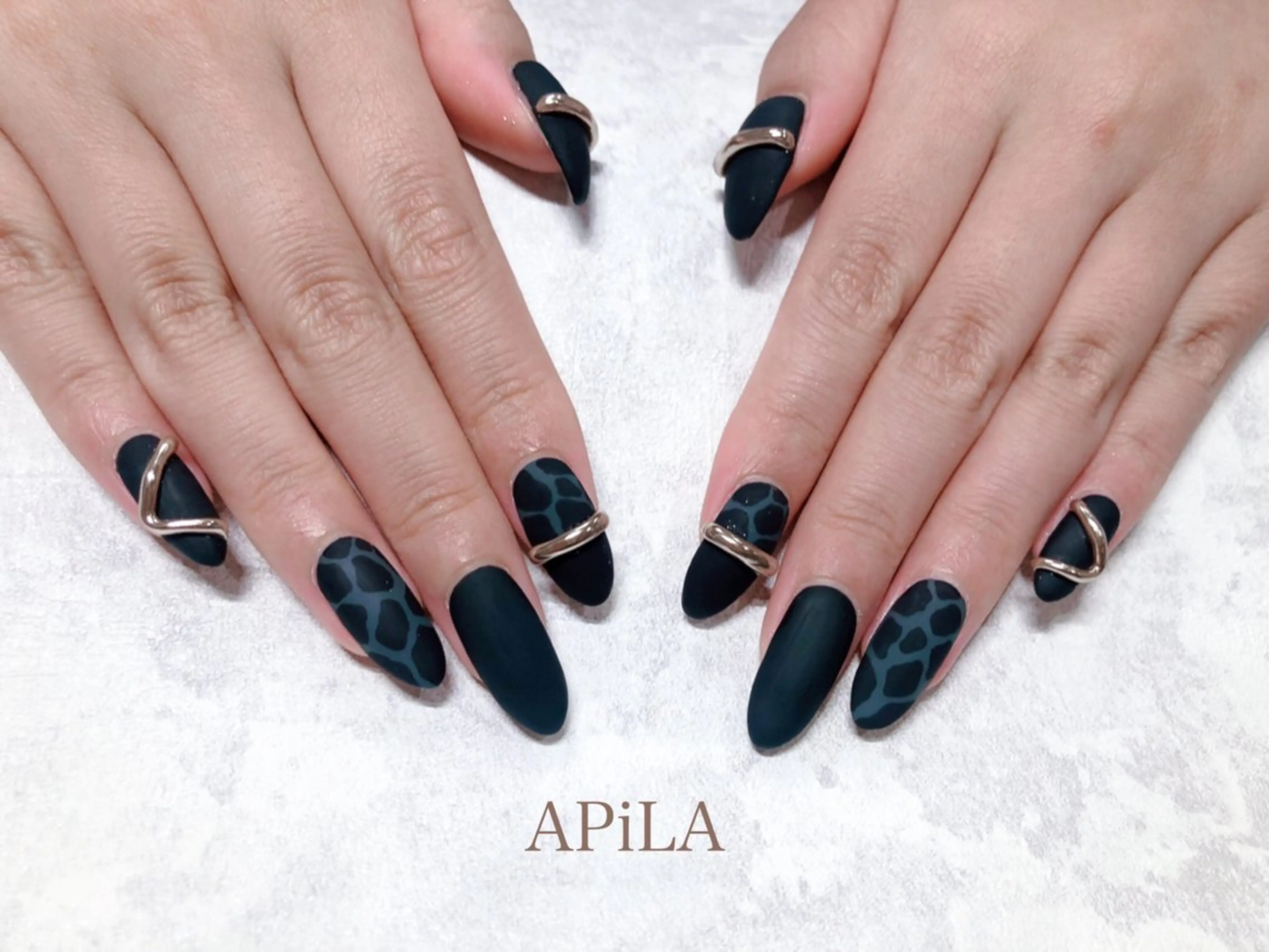 ネイル APiLA 甲斐田のネイルデザイン