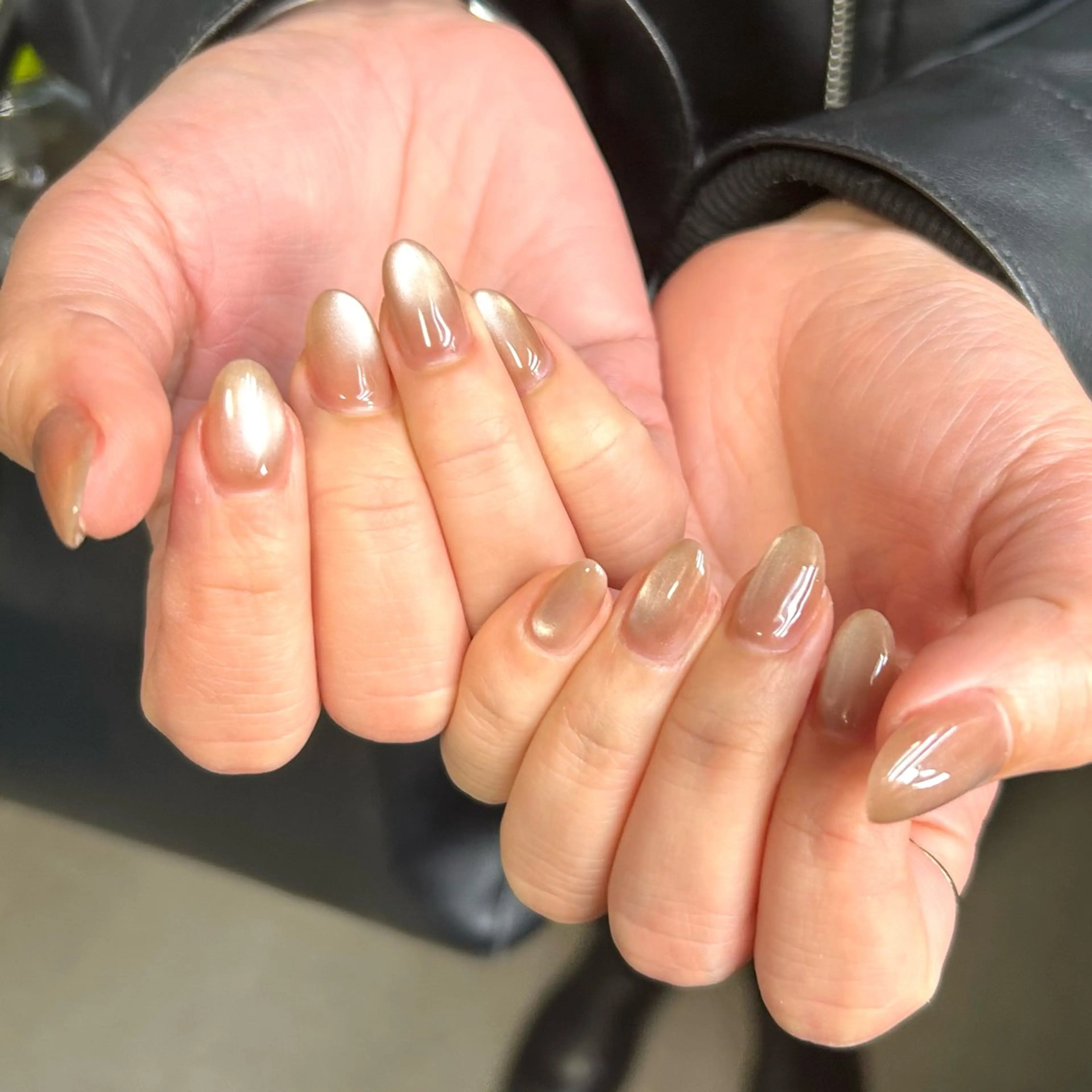 ネイル マグネットネイル shine'an fuka🌿🫧のネイルデザイン