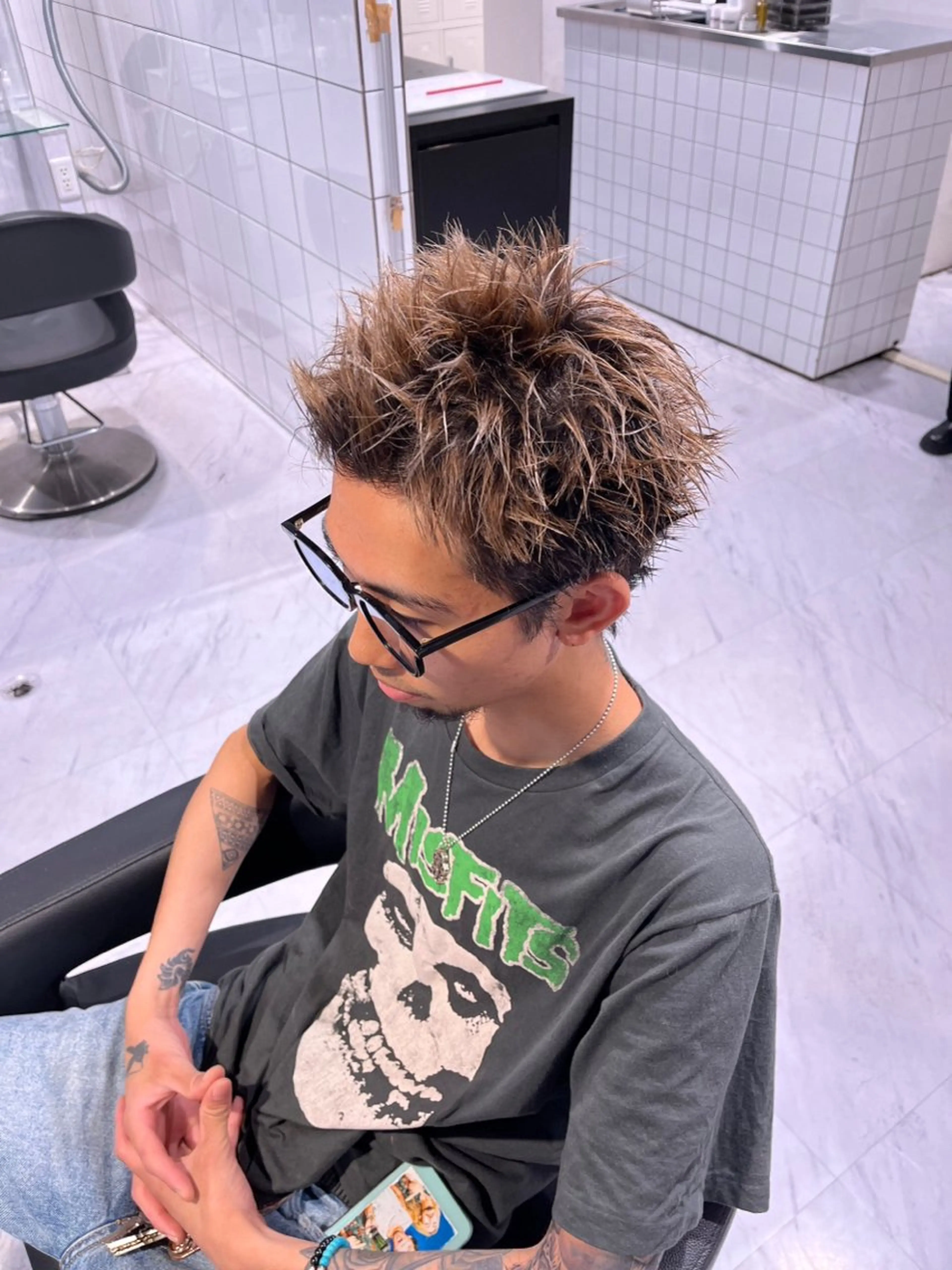 ショート カラー メンズ メンズパーマ ⚡️メンズ特化⚡️ RYUKIのヘアスタイル