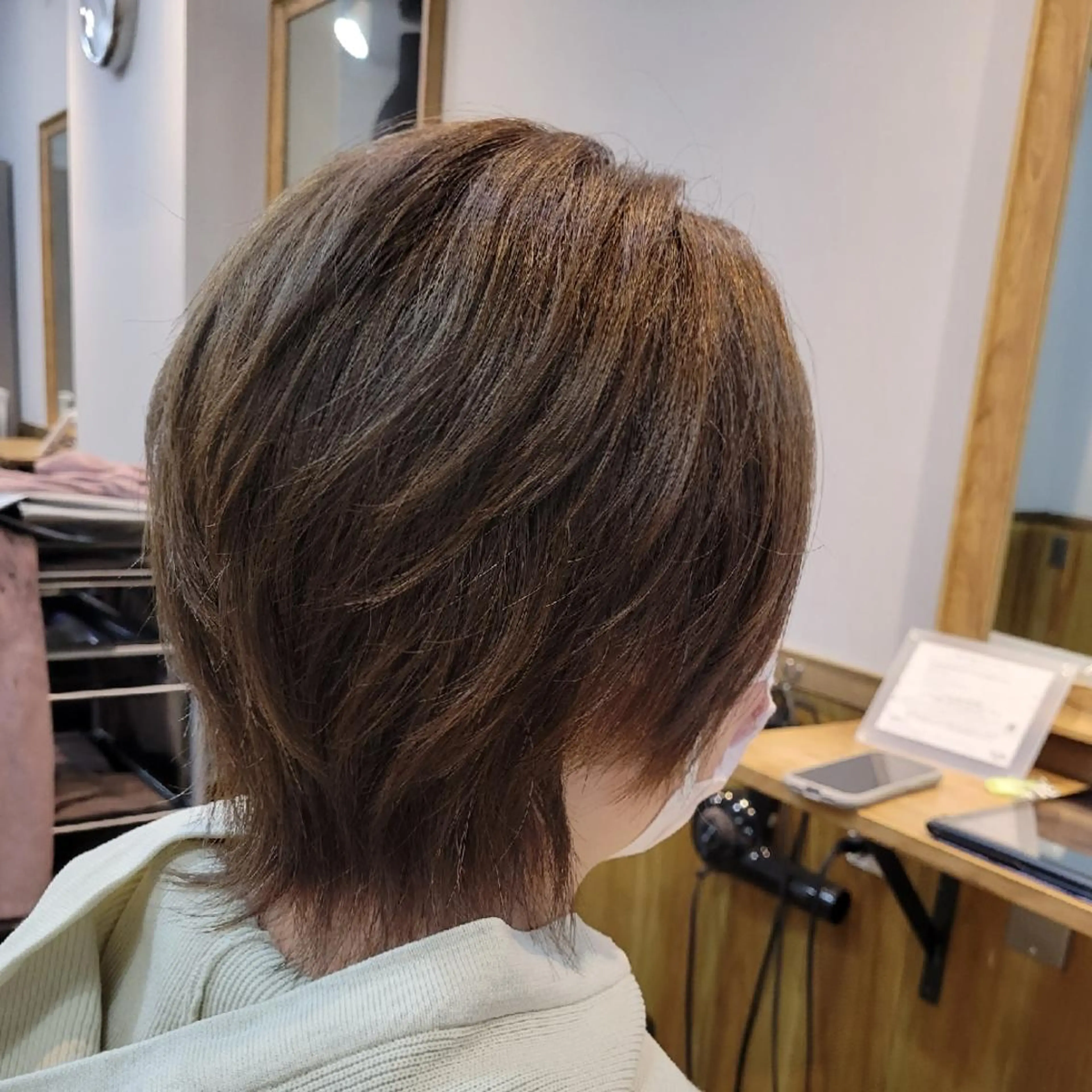 ショート CUT WORKS 北千住所属・E RIのヘアスタイル