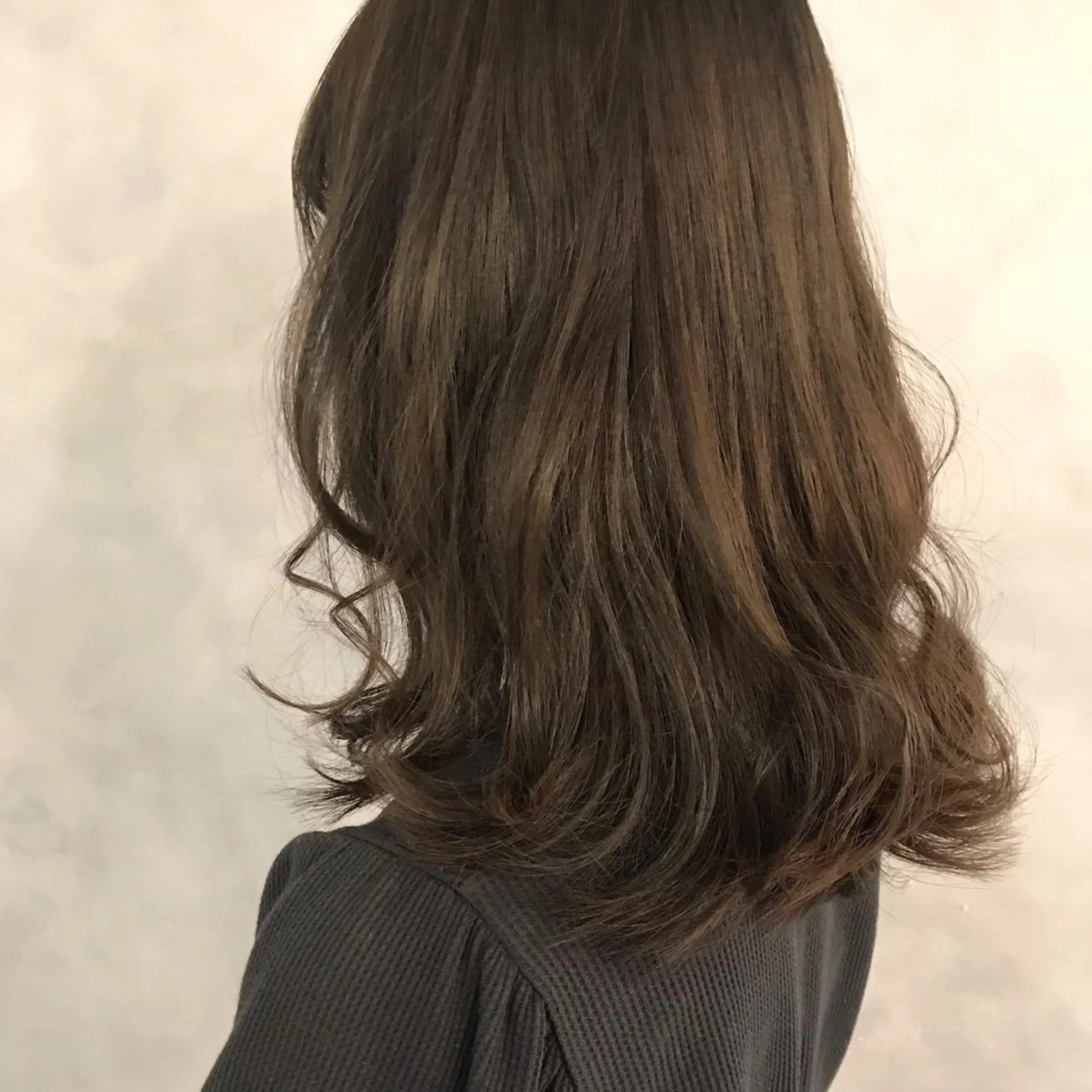 ミディアム パーマ ハイトーン/小顔 カット/Ayumuのヘアスタイル