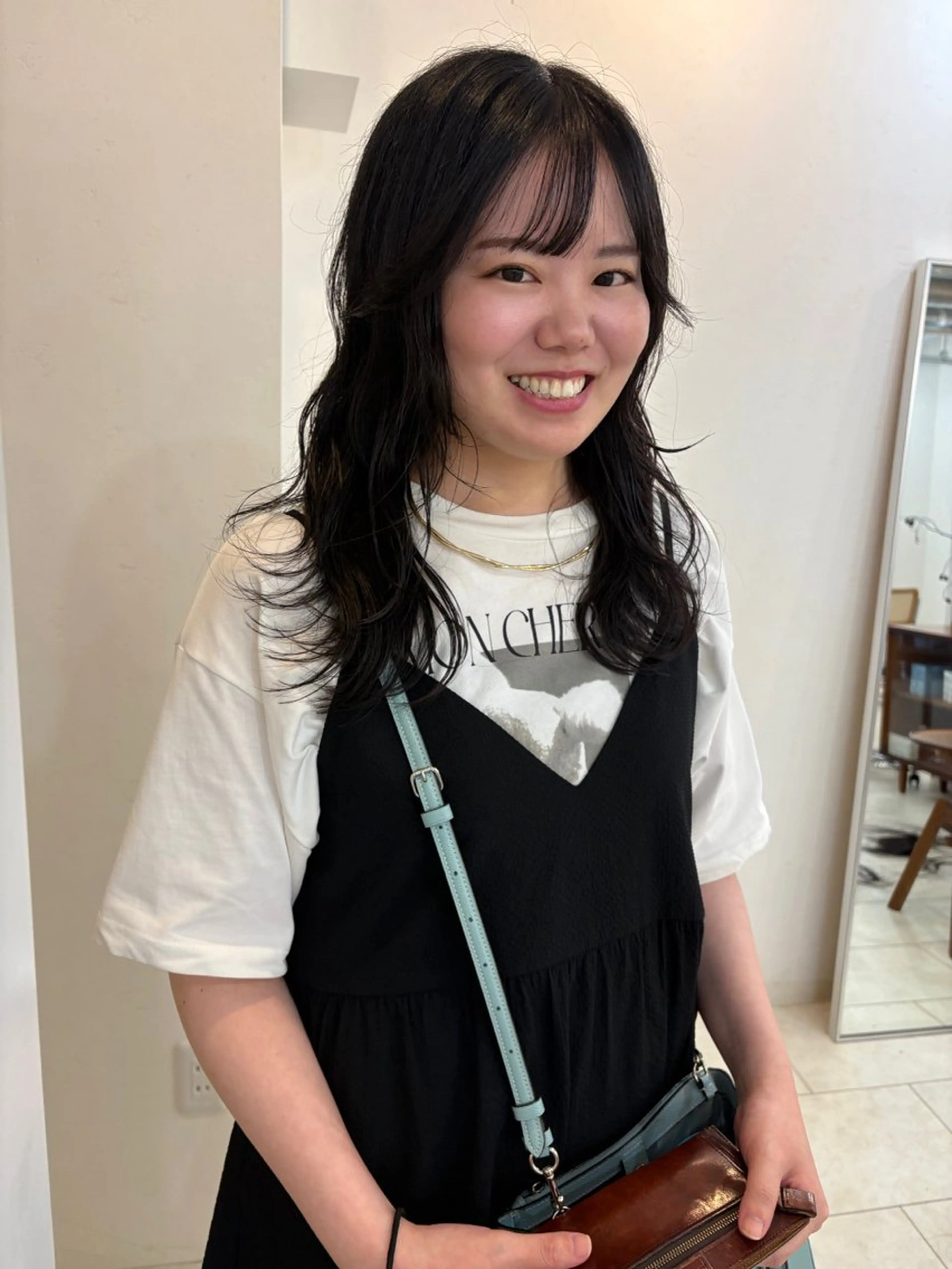 セミロング カット NOUN所属・eri kinjoのヘアスタイル