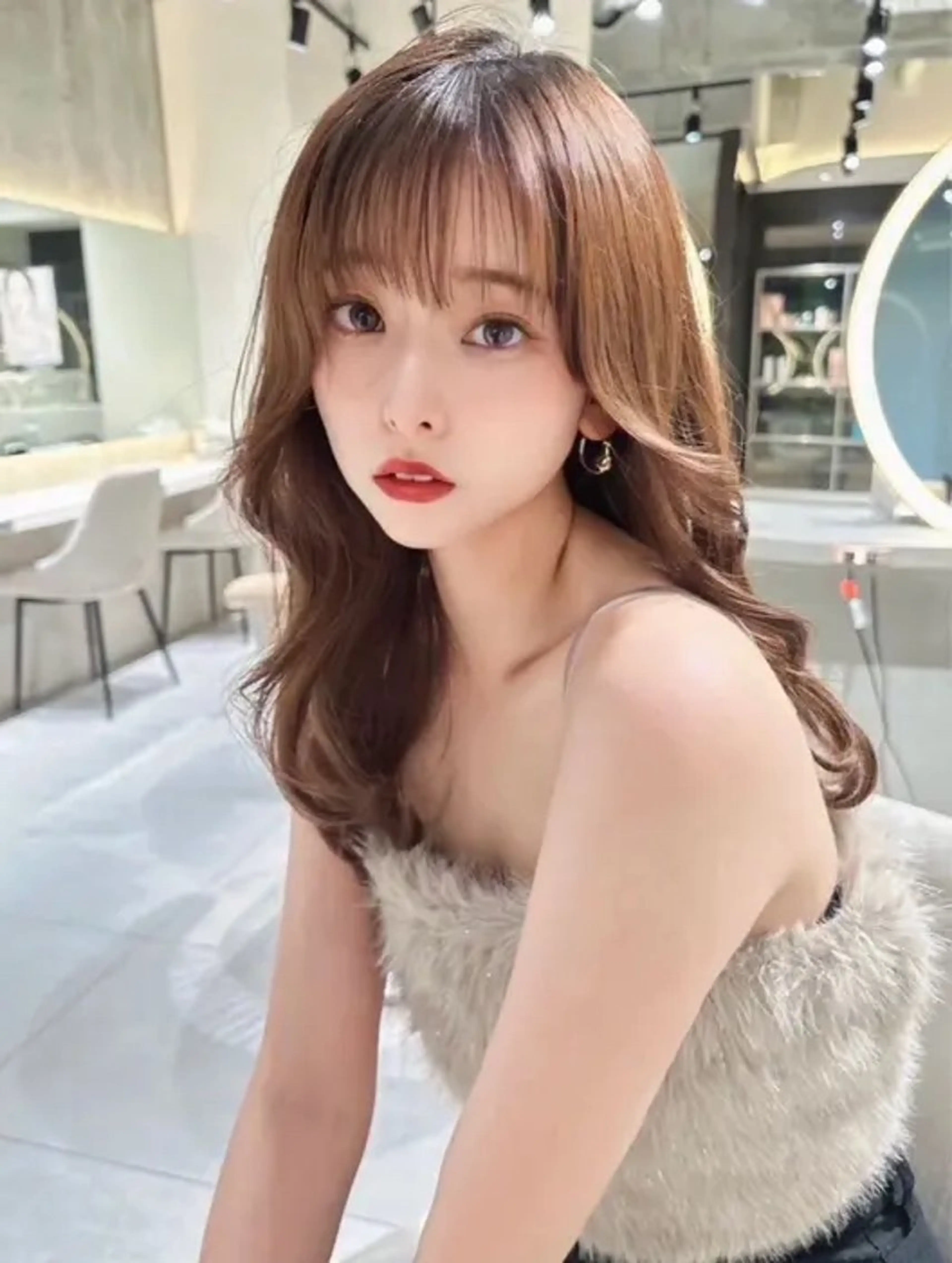 セミロング 透明感ヘアカラー chiharuのヘアスタイル