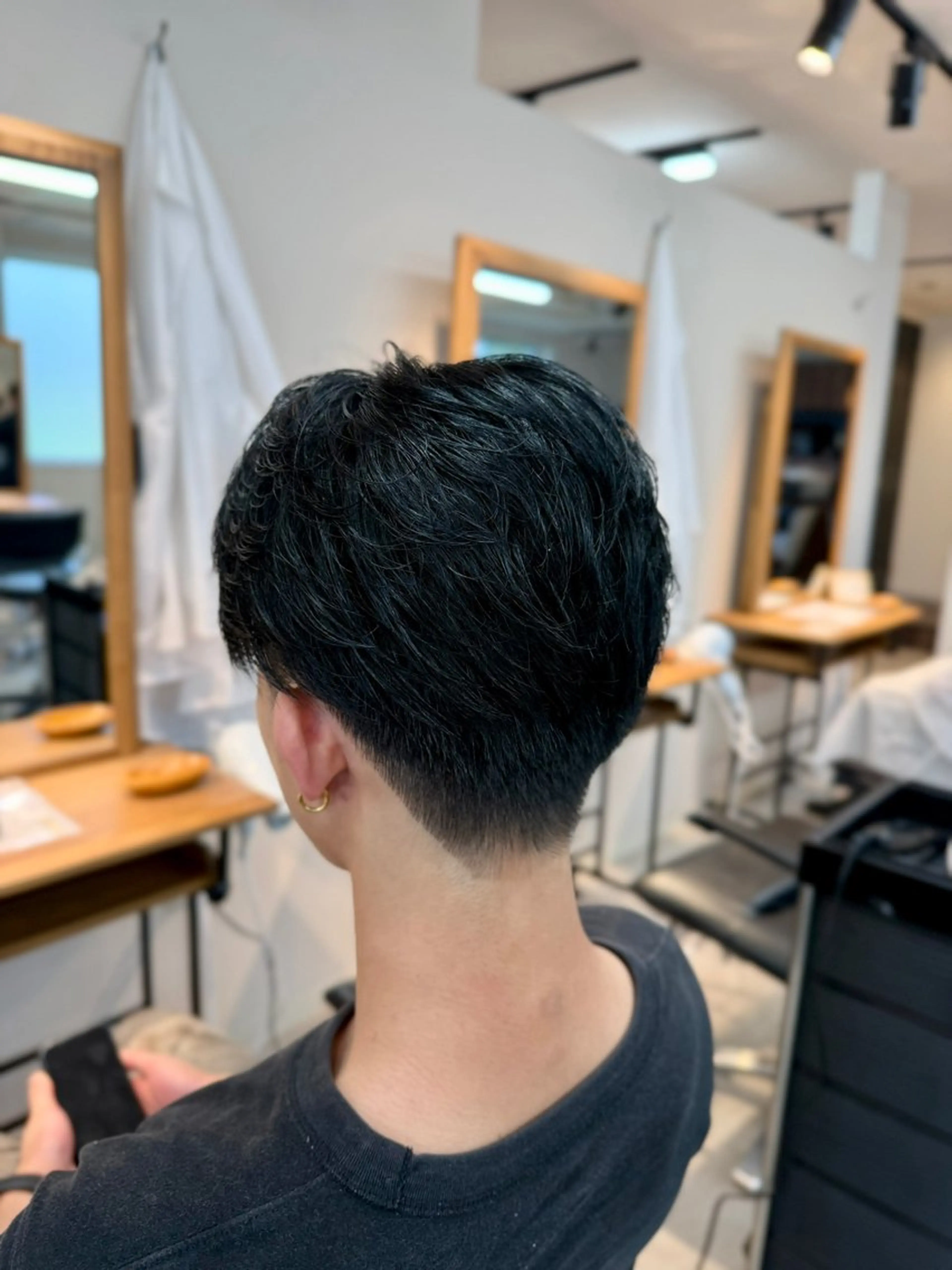 パーマ メンズ センターパート フェザーパーマ メンズ韓国風 メンズパーマ ニュアンスパーマ 韓国ヘア特化/ メンズパーマ/下田のヘアスタイル