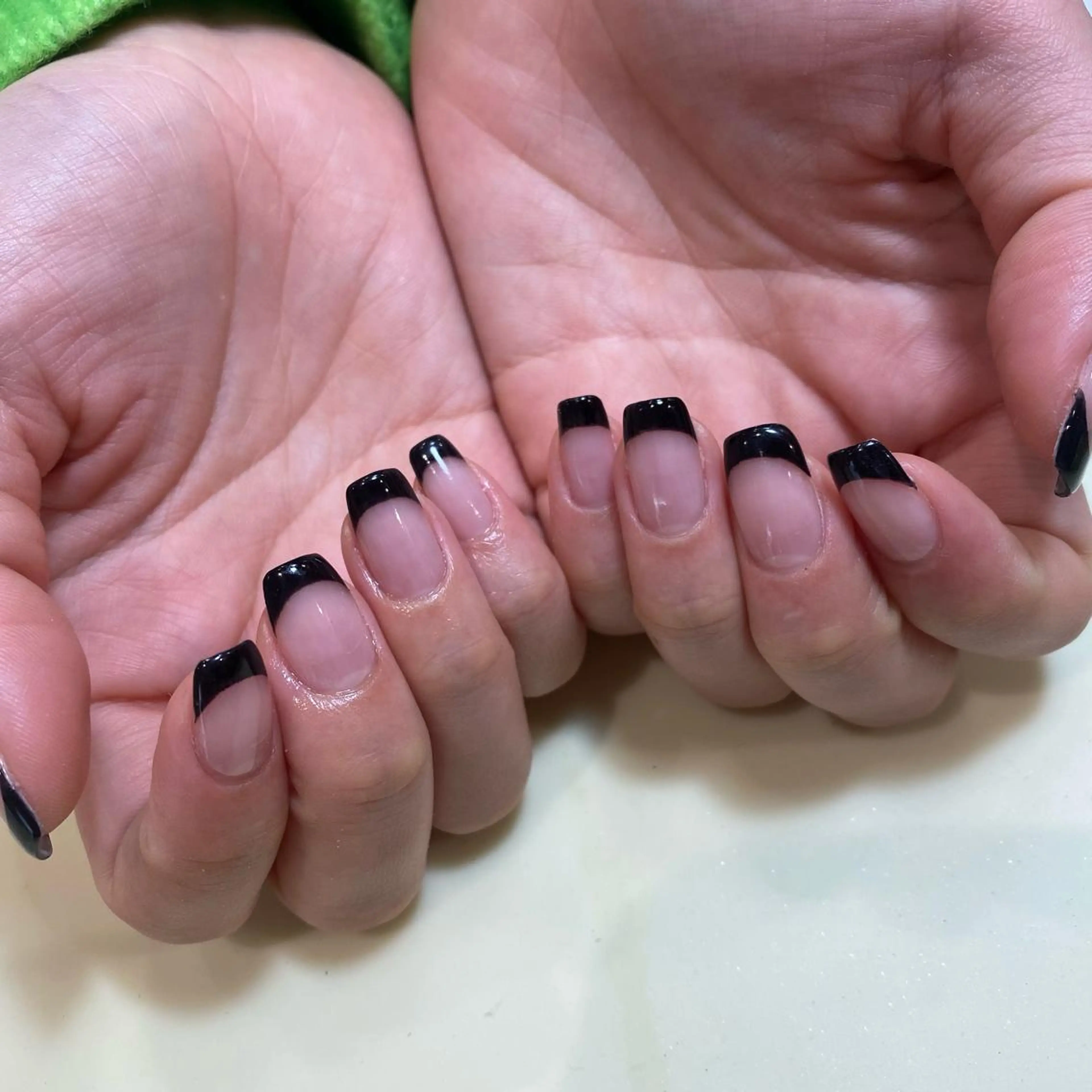 ネイル フレンチネイル yuri 🌈のネイルデザイン