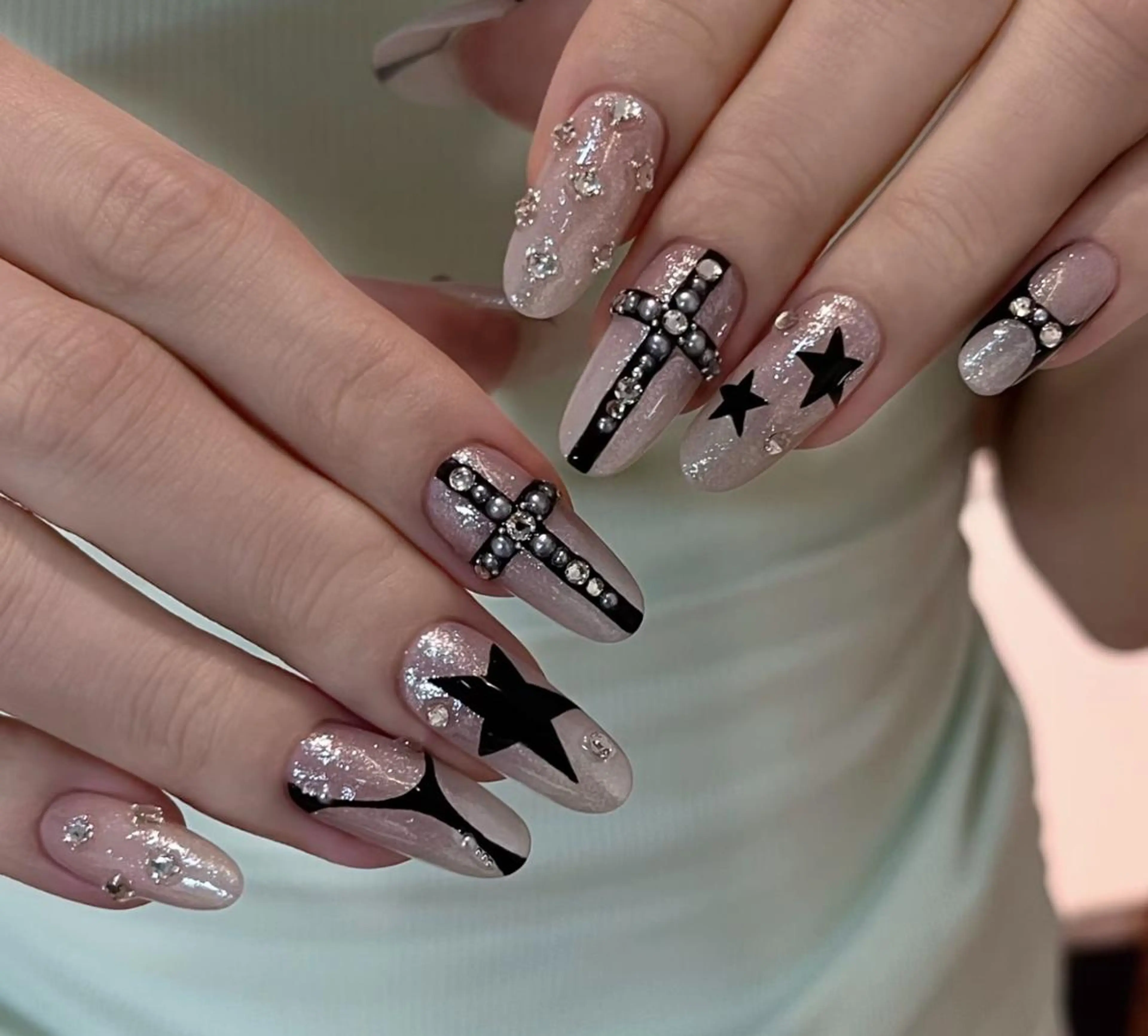 ネイル ハンドネイル エリ🫧 nail池袋東口のネイルデザイン