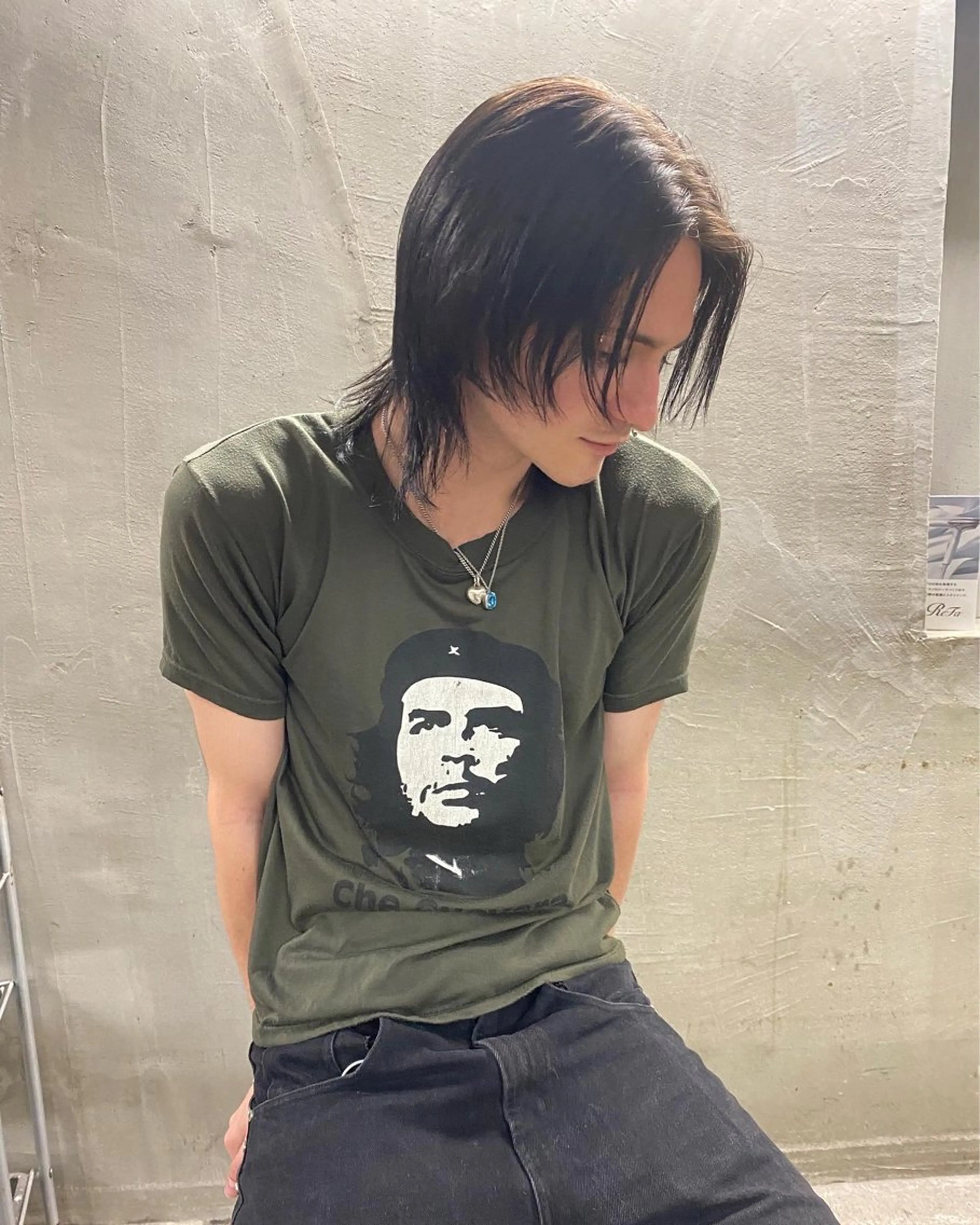 ミディアム メンズ センターパート カット トリートメント パーマ、髪質改善 カズマのヘアスタイル