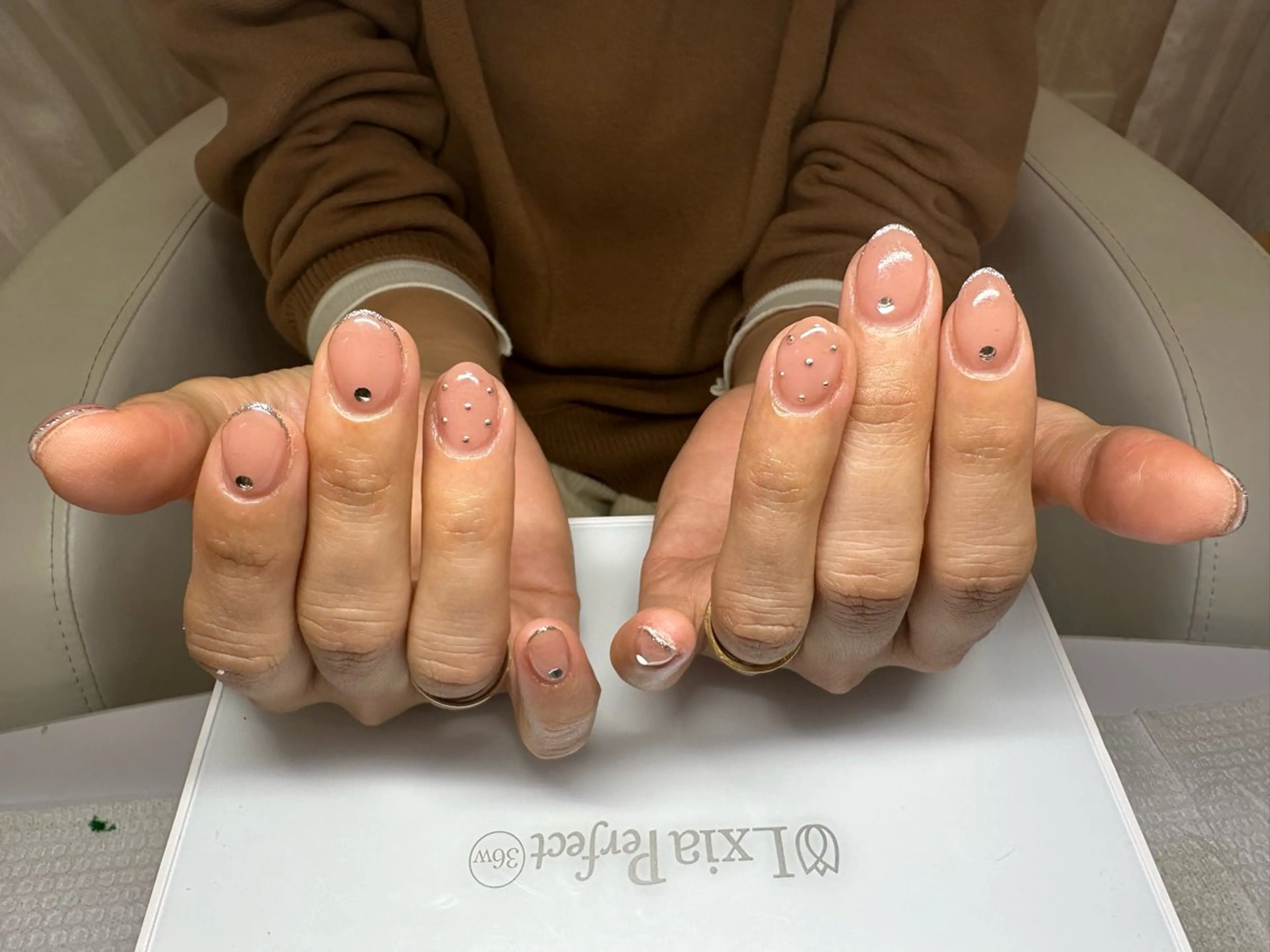 ネイル ハンドネイル AOAQUA SHIORIのネイルデザイン