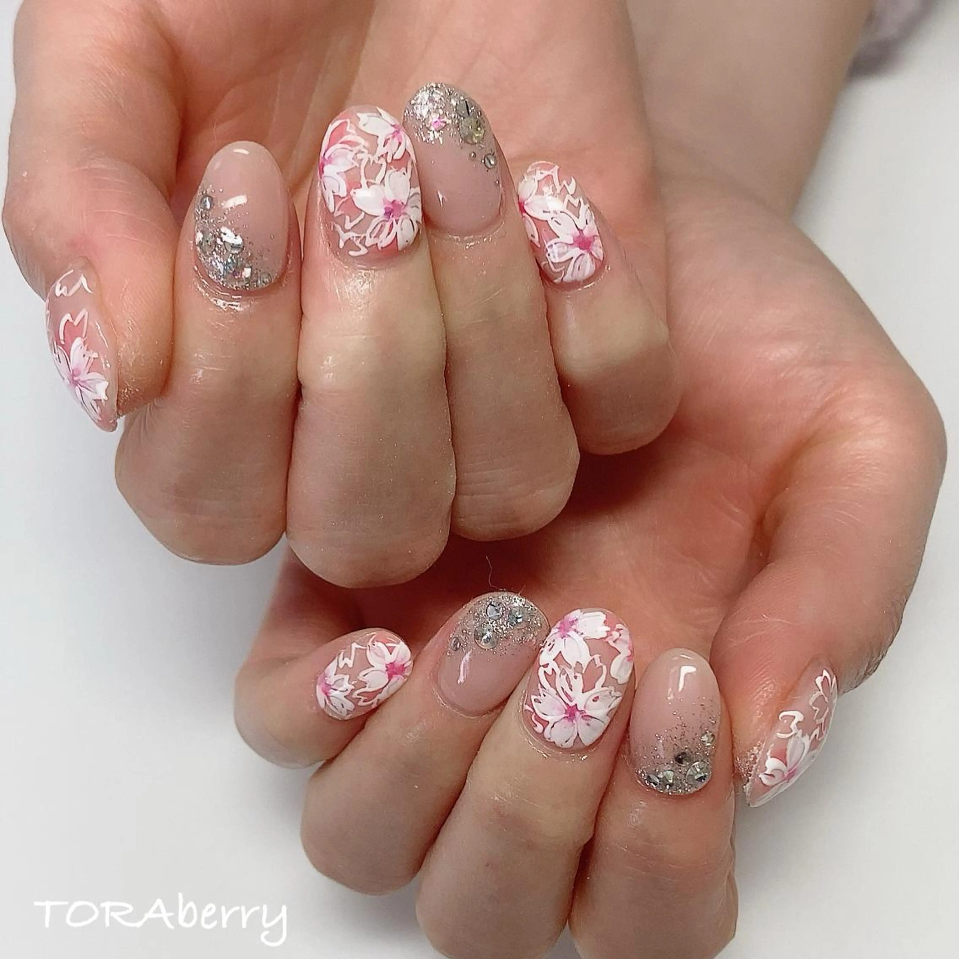 ネイル ネイリスト なつみのネイルデザイン