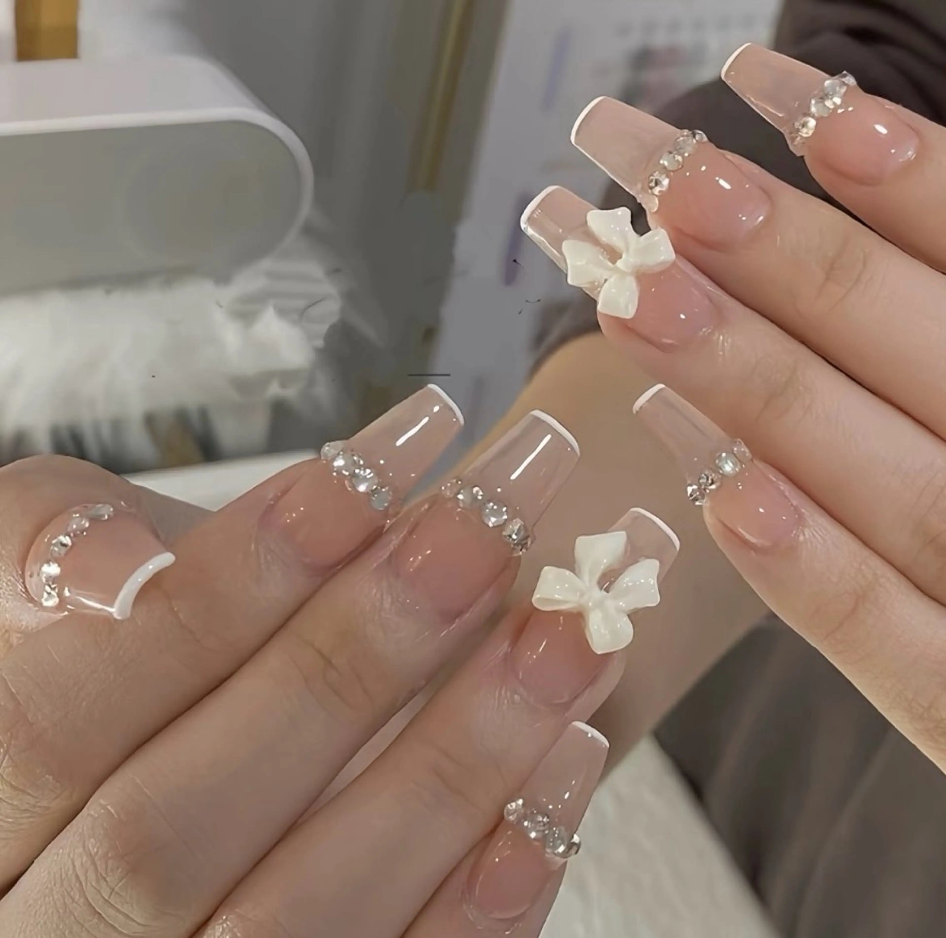 ネイル チークネイル 長さ出し フレンチネイル ガーリー 韓国ネイル sun nail池袋 モデル募集のネイルデザイン