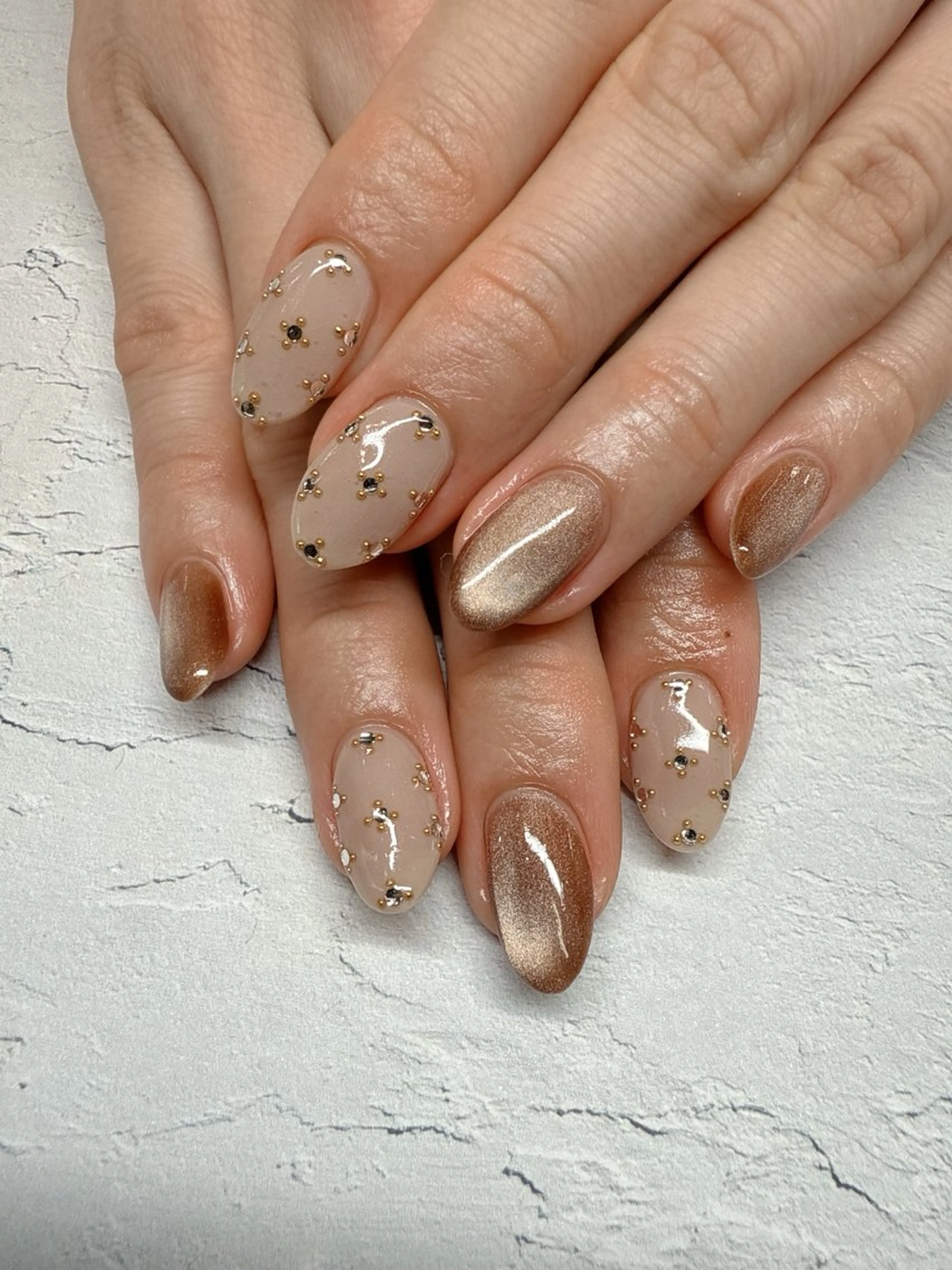 ネイル マグネットネイル ハンドネイル nailist SATO【銀座】のネイルデザイン