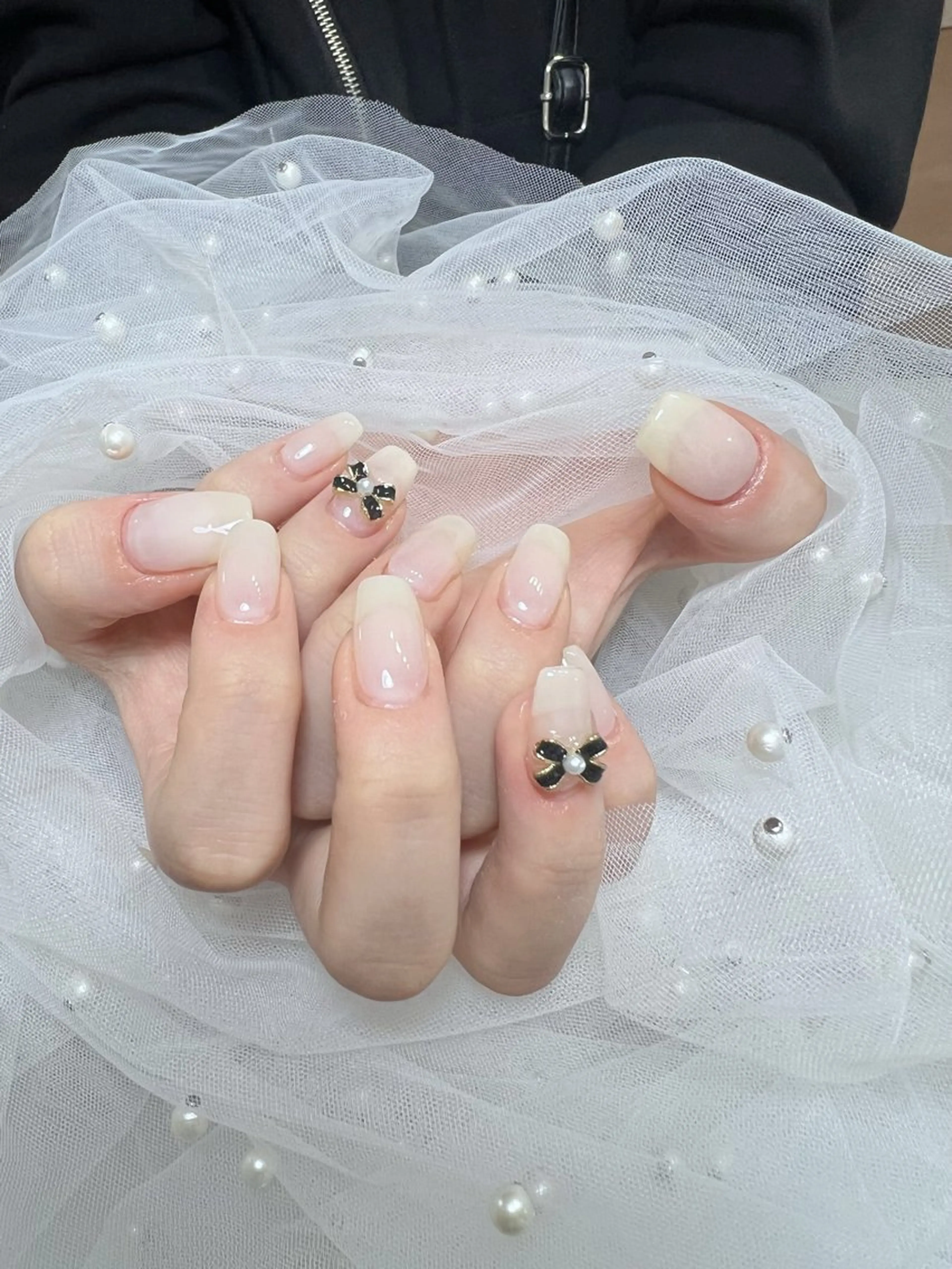 ネイル リボン ハンドネイル Jessica 119のネイルデザイン