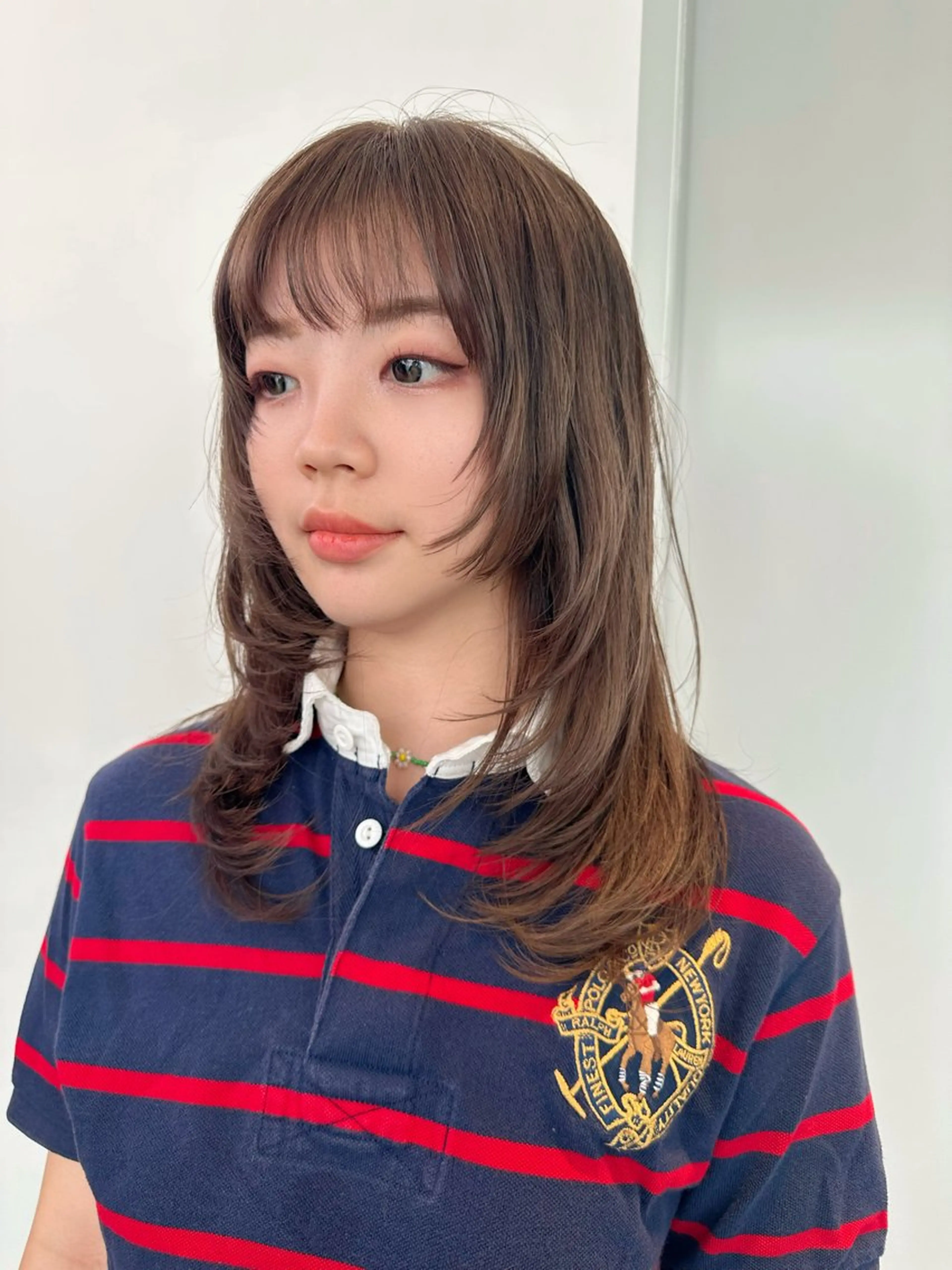ミディアム カラー ミディアムレイヤー ベージュカラー ブラウンカラー ショコラブラウン グレージュ カット ヘアカラー トリートメント 鈴木 一貴のヘアスタイル