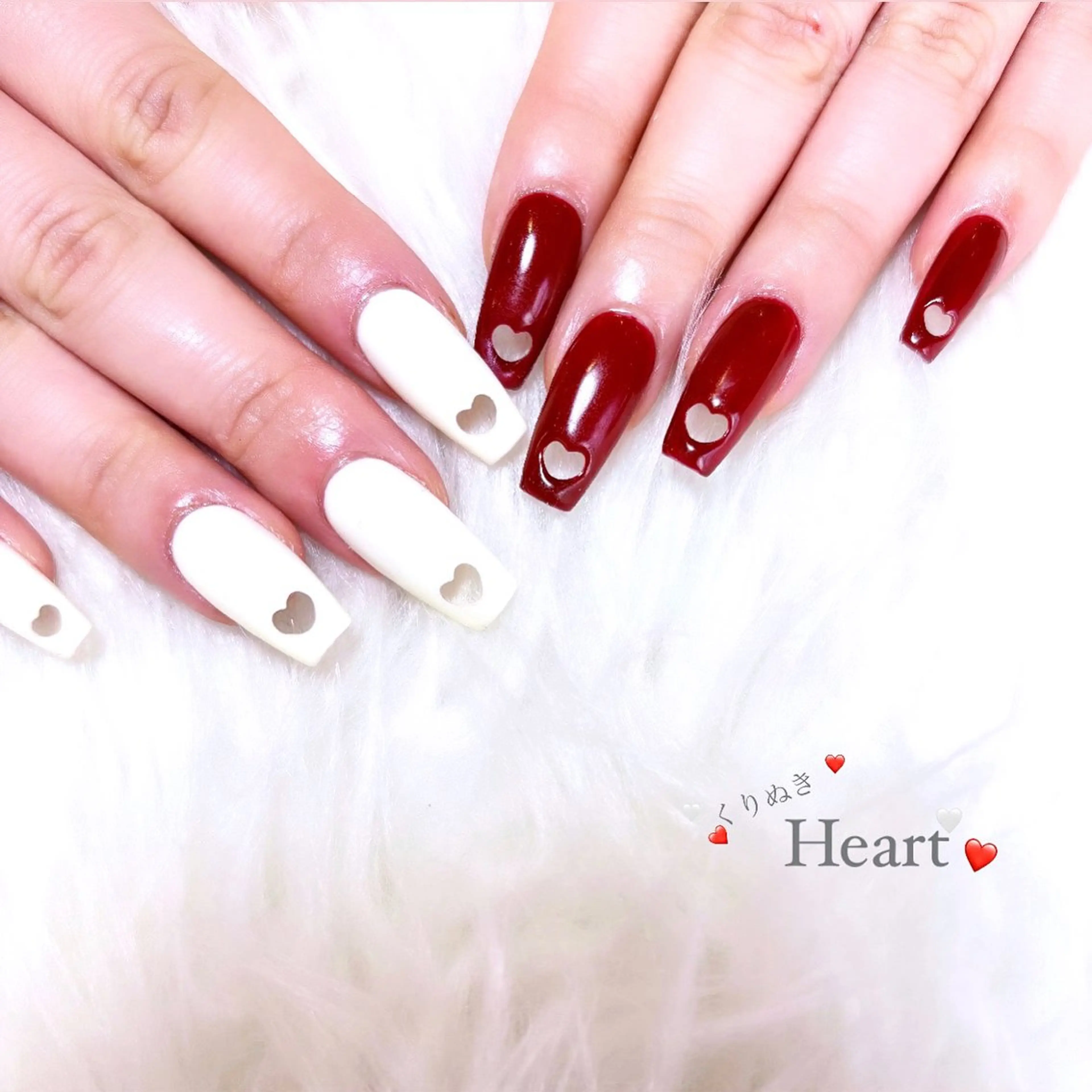 🖤アプレ【ハートくり抜き】10本長さ出し💫ワンカラー！（one size）の写真