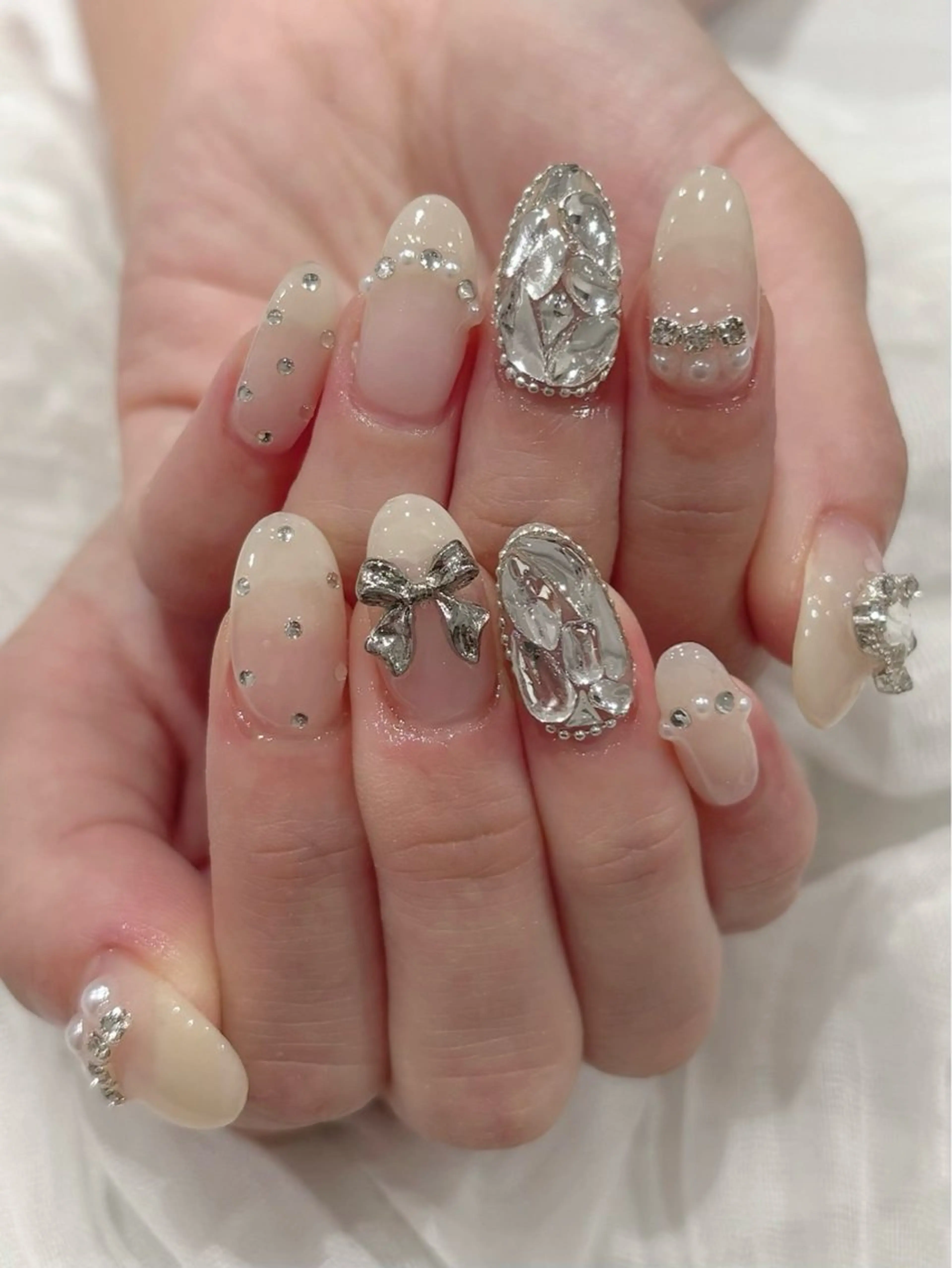 ネイル ☁️ ゆい 🧸💛のネイルデザイン