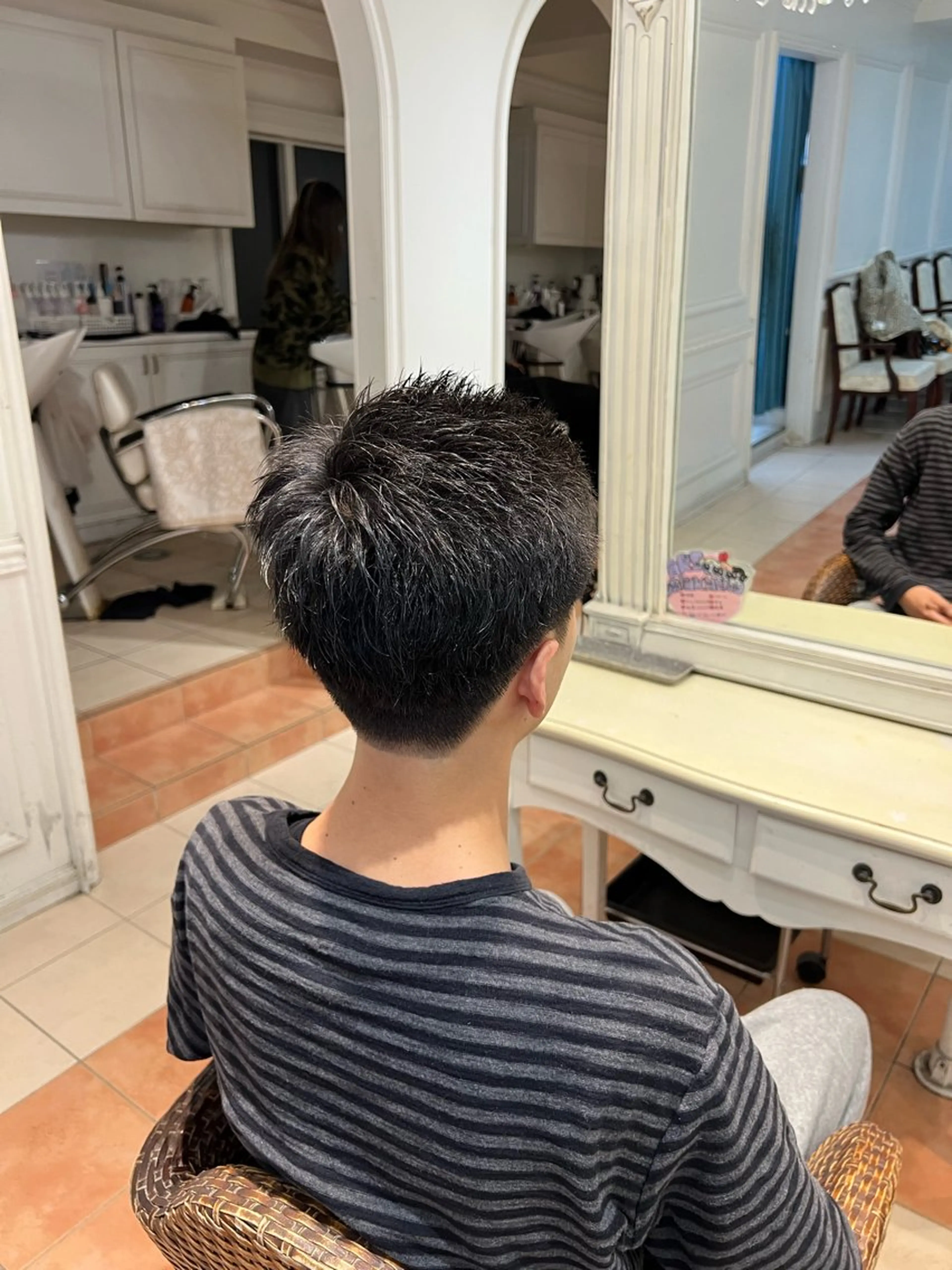 ミディアム 田畑 凜仁のヘアスタイル