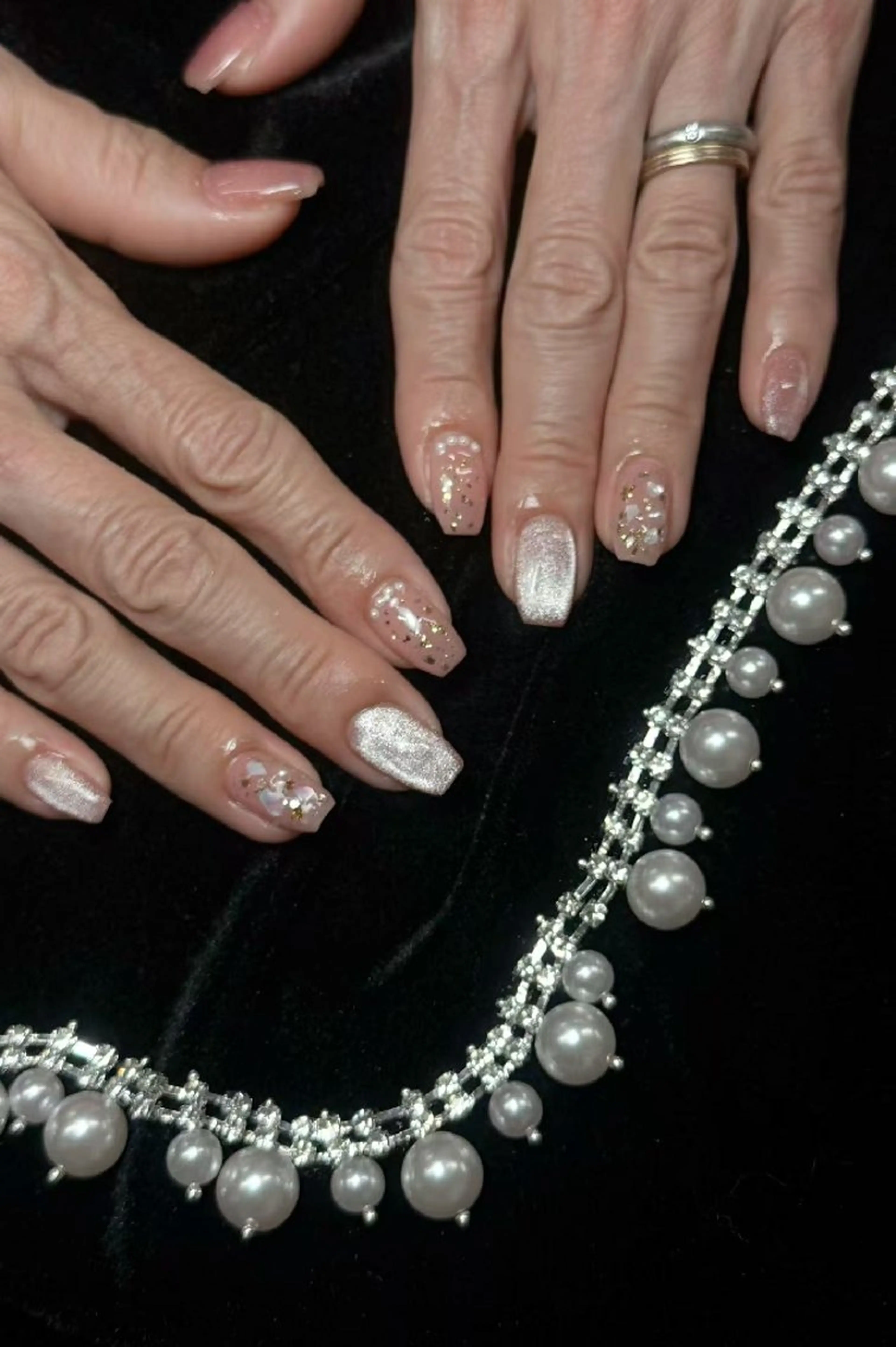 ネイル ENsalon AKIRAのネイルデザイン