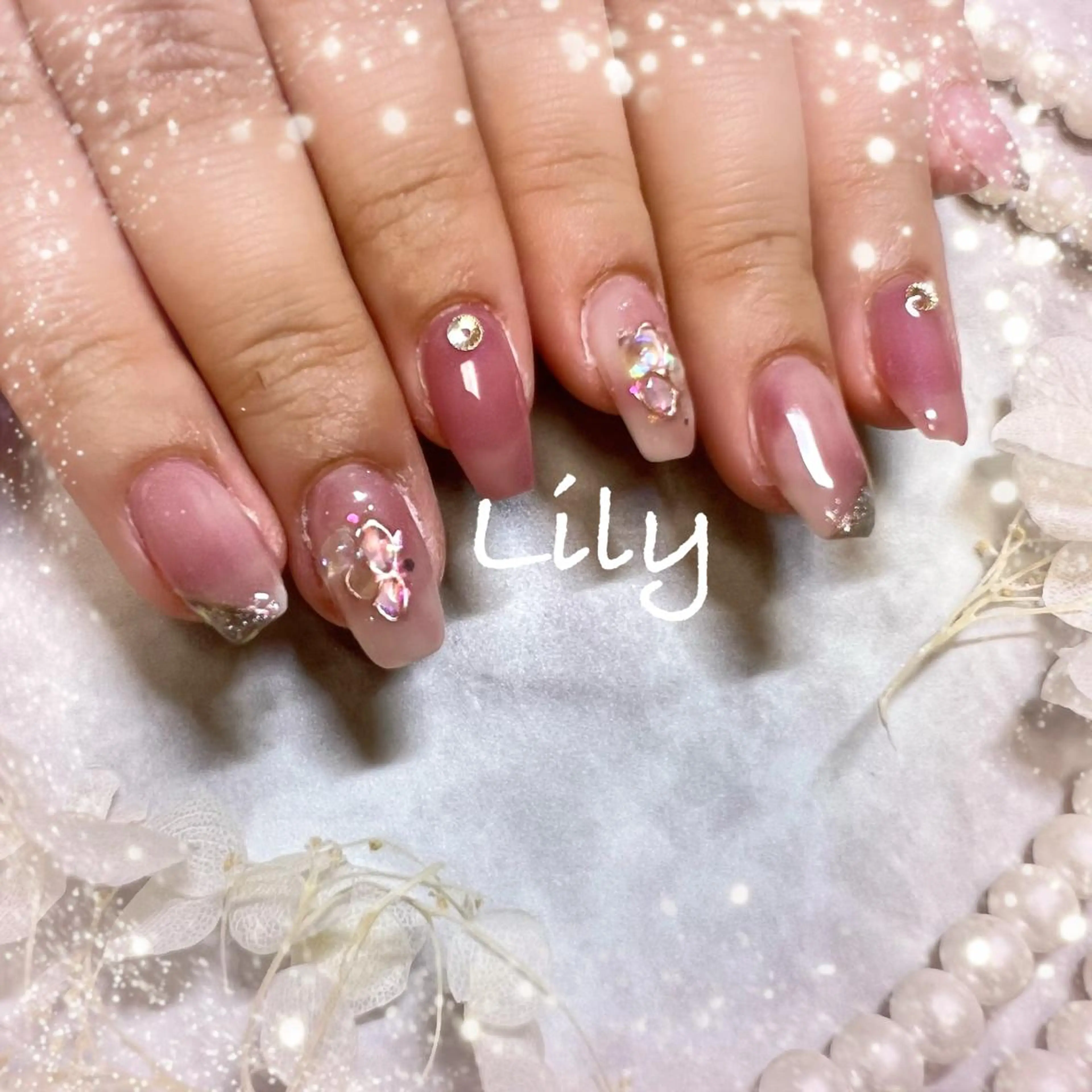 ネイル ハンドネイル Lily*nail 🌻Mii🌻のネイルデザイン