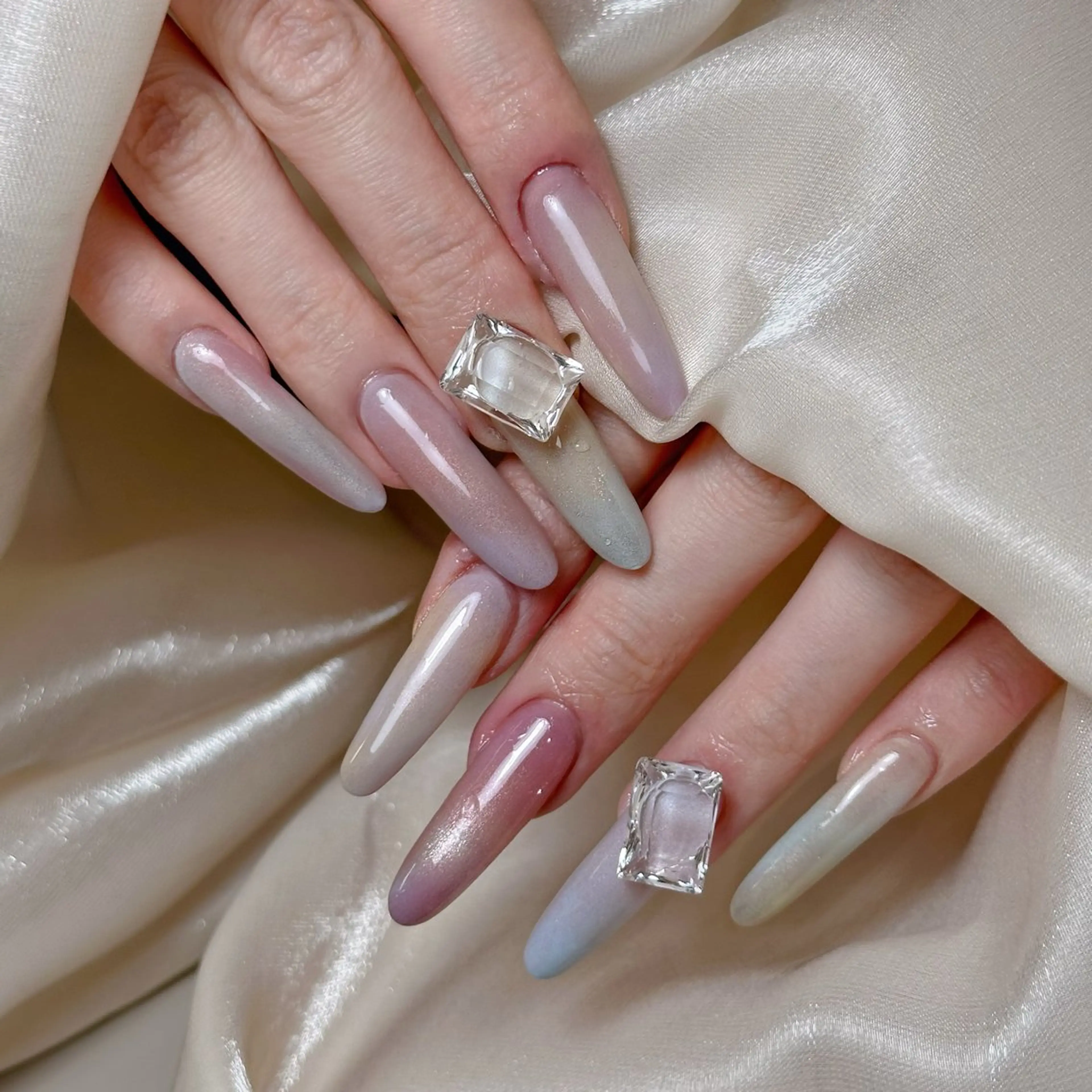 ネイル Maggie Nail🦩のネイルデザイン